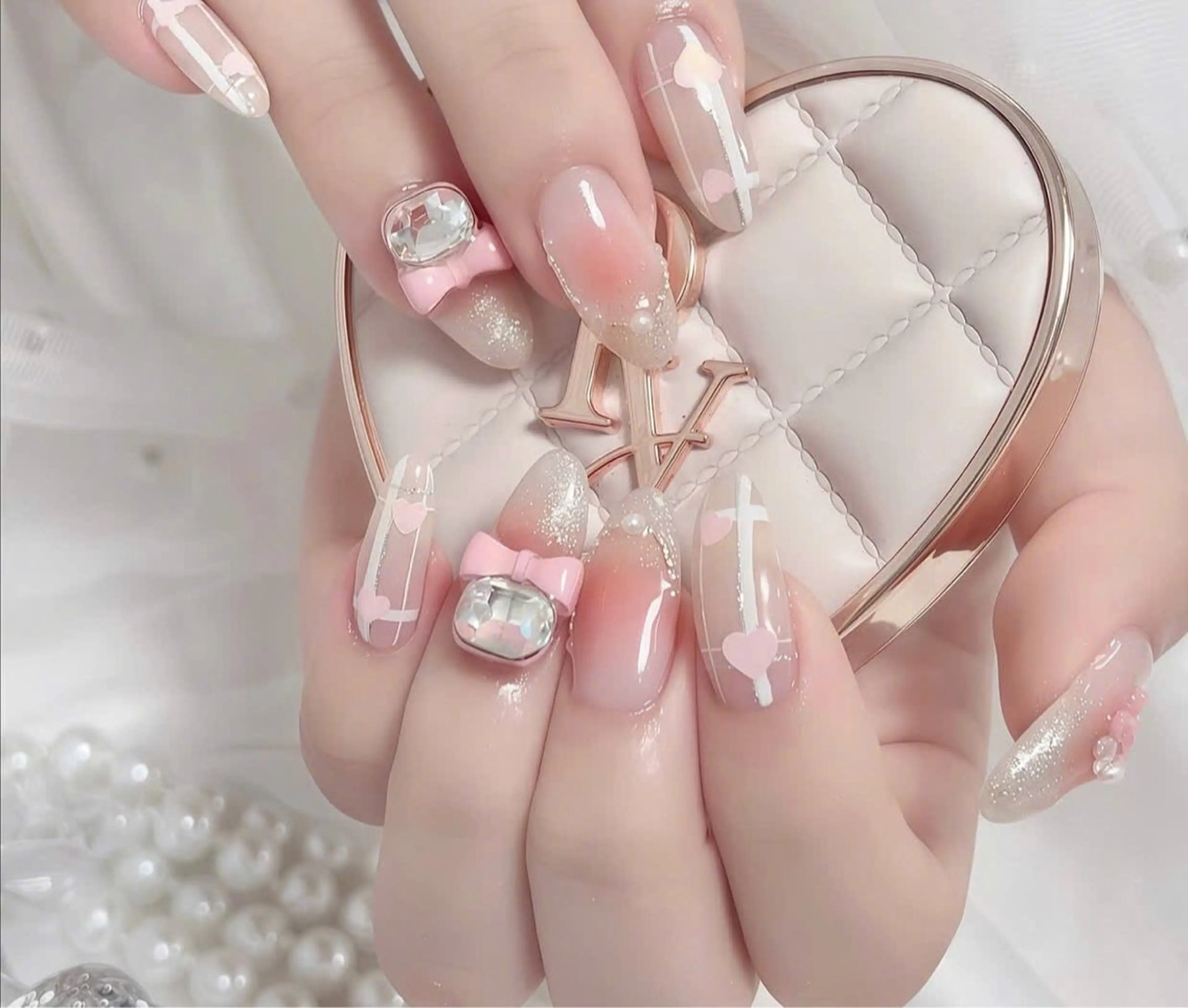 ネイル アートネイル 成人式 ジェルネイル ニュアンスネイル 夏ネイル ハンドネイル H.baby Nai Salon所属・neco H.babynailのネイルデザイン