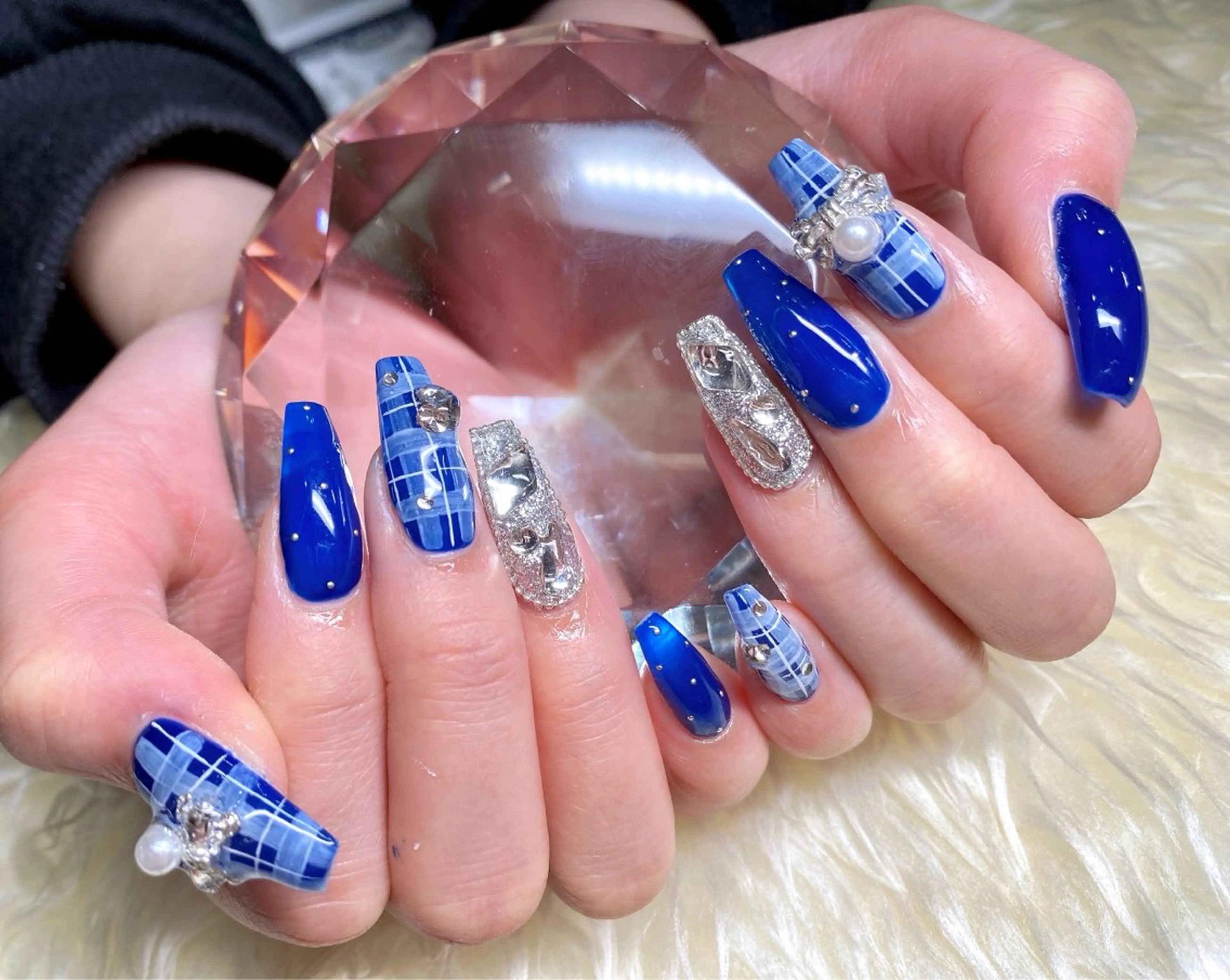 ネイル リボン salon Dahlia所属・サロンダリア Naoのネイルデザイン