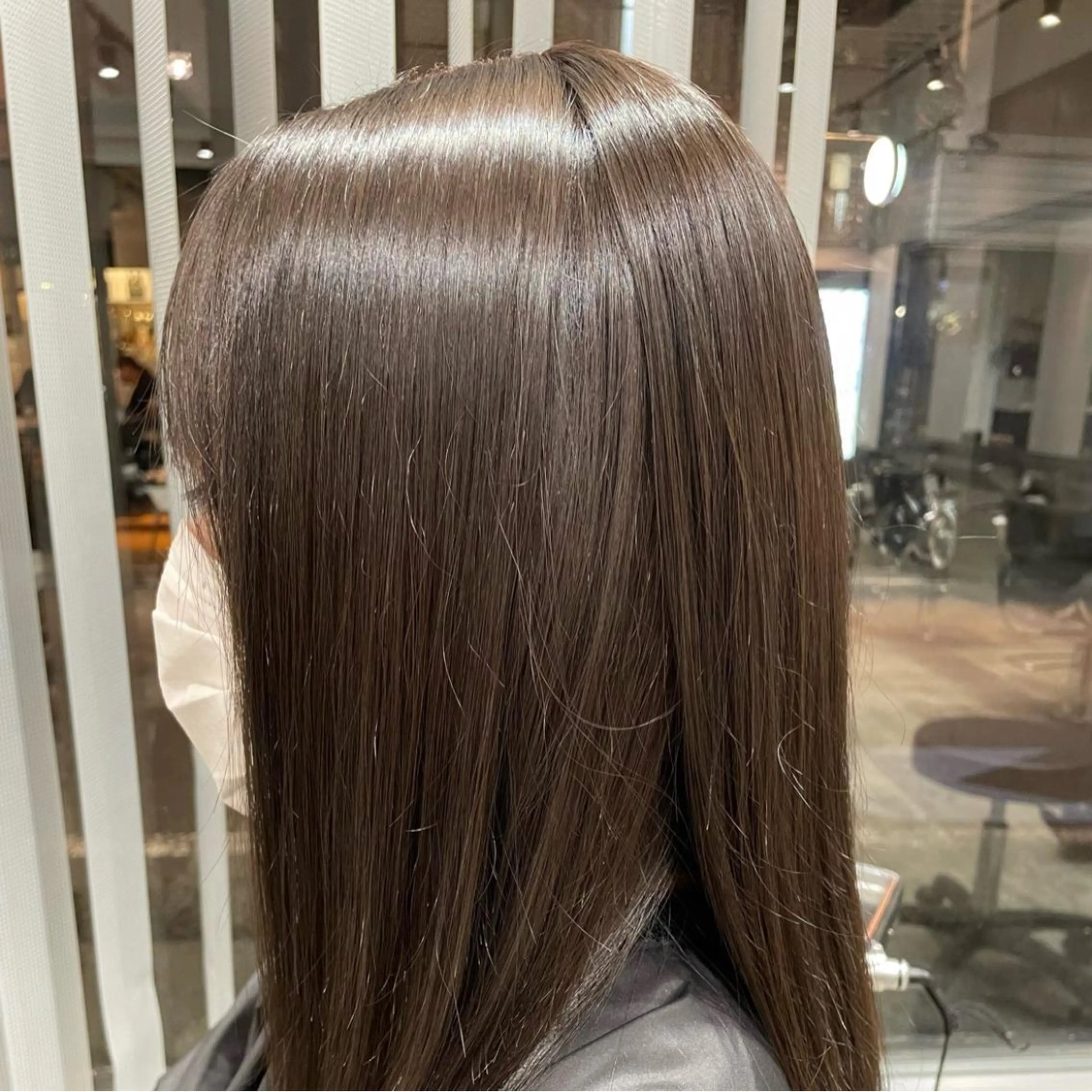 セミロング カラー ベージュカラー 透明感カラー オリーブベージュ HARUKA 🤍のヘアスタイル