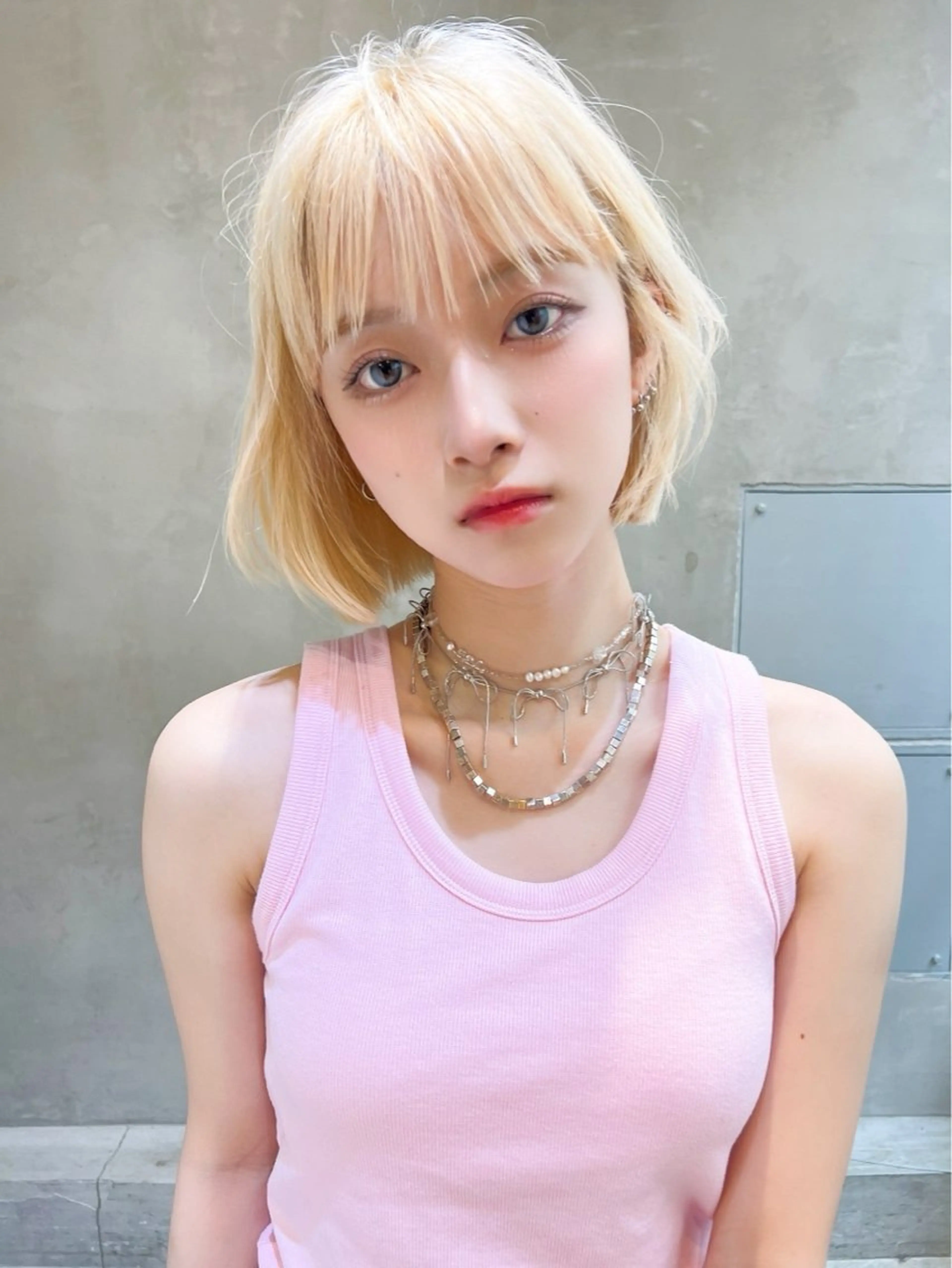 ショート カラー ブリーチ ボブ メンズ🙆 レディース美髪✨のヘアスタイル
