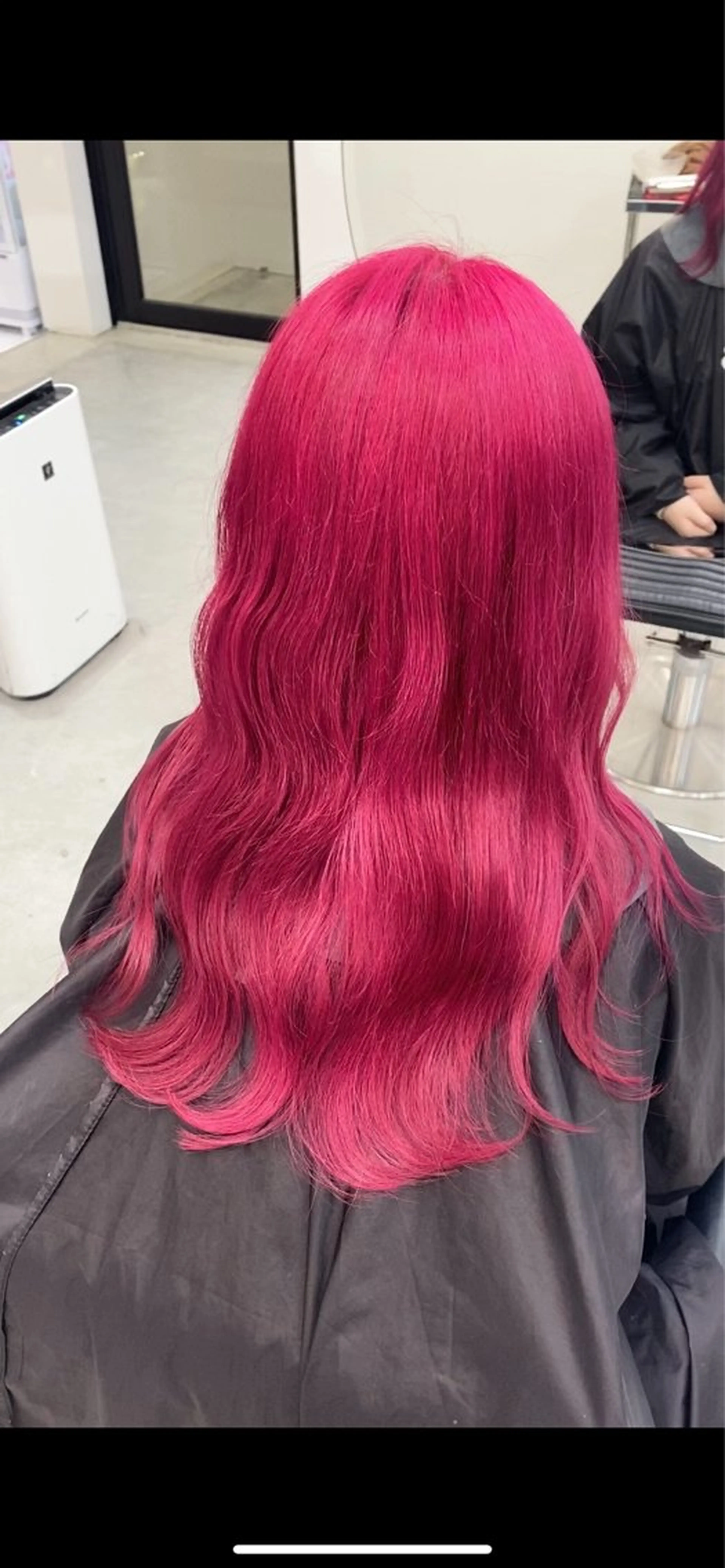 カラー iris所属・漆崎 相美のヘアスタイル