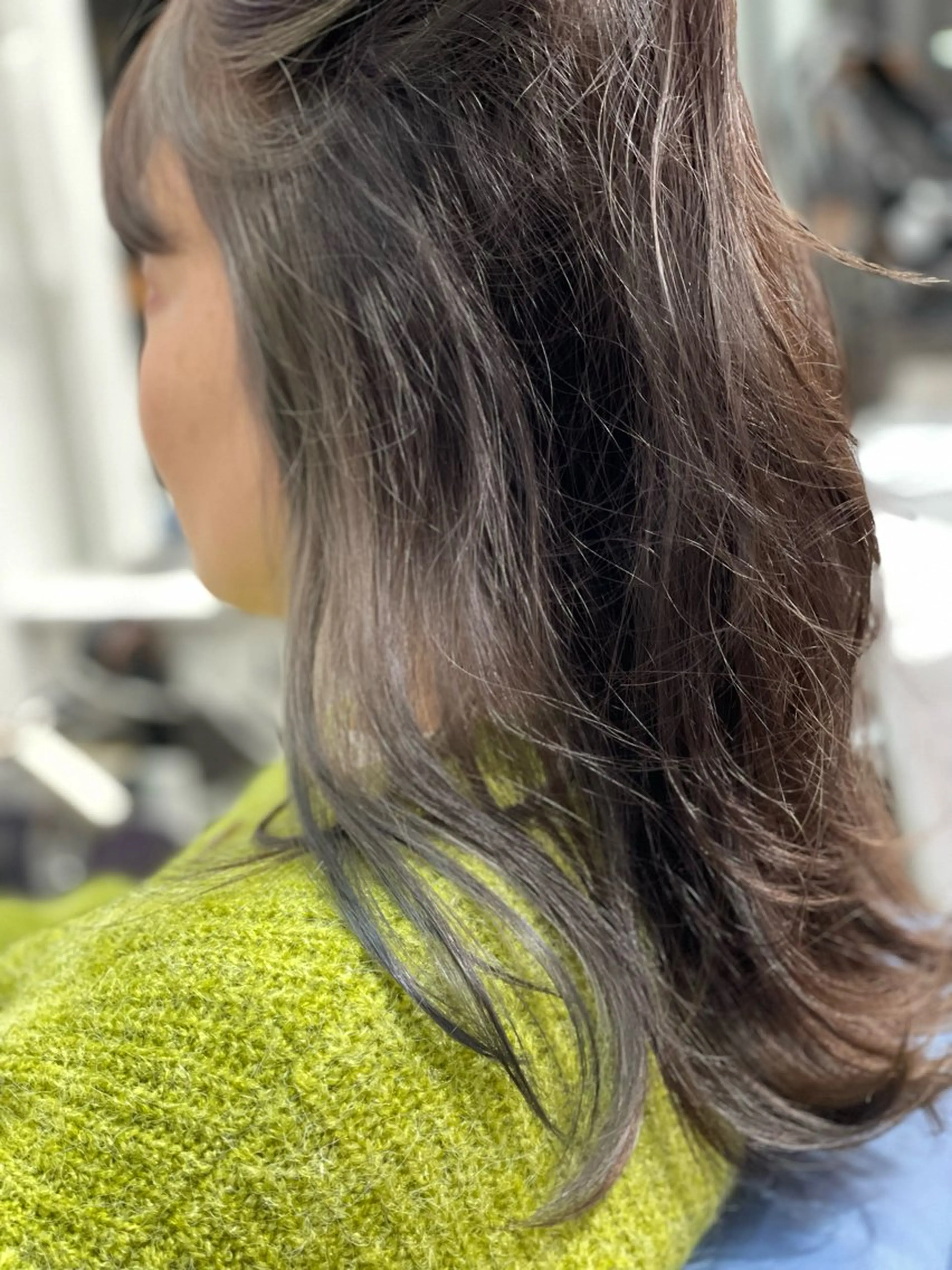 ロング カラー ブリーチ 顔周りカット Snaly カラー特化ページのヘアスタイル