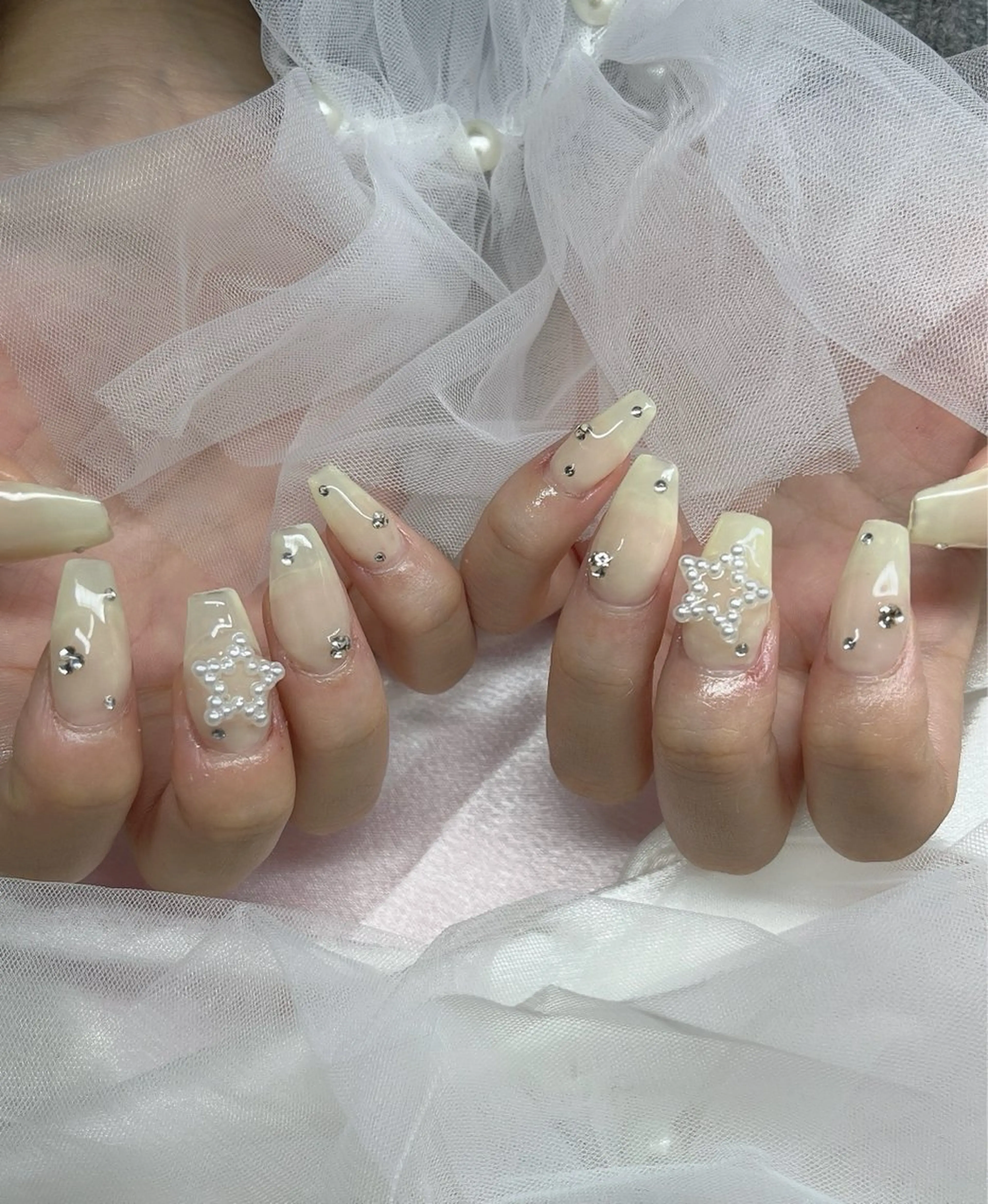 ネイル ハンドネイル YOLO NAILのネイルデザイン