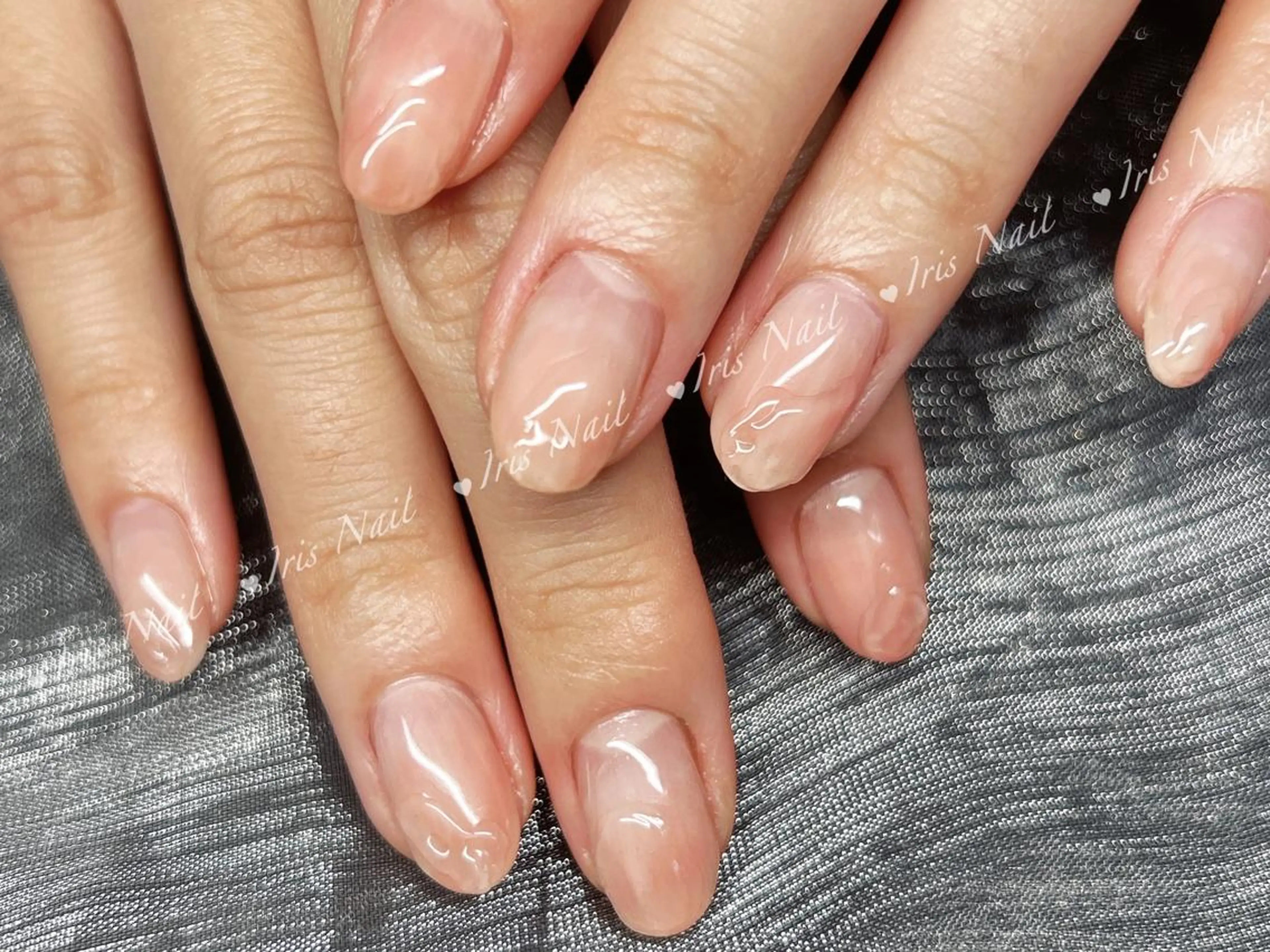 ネイル ニュアンスネイル ハンドネイル ハンドケア 藤田 月のネイルデザイン
