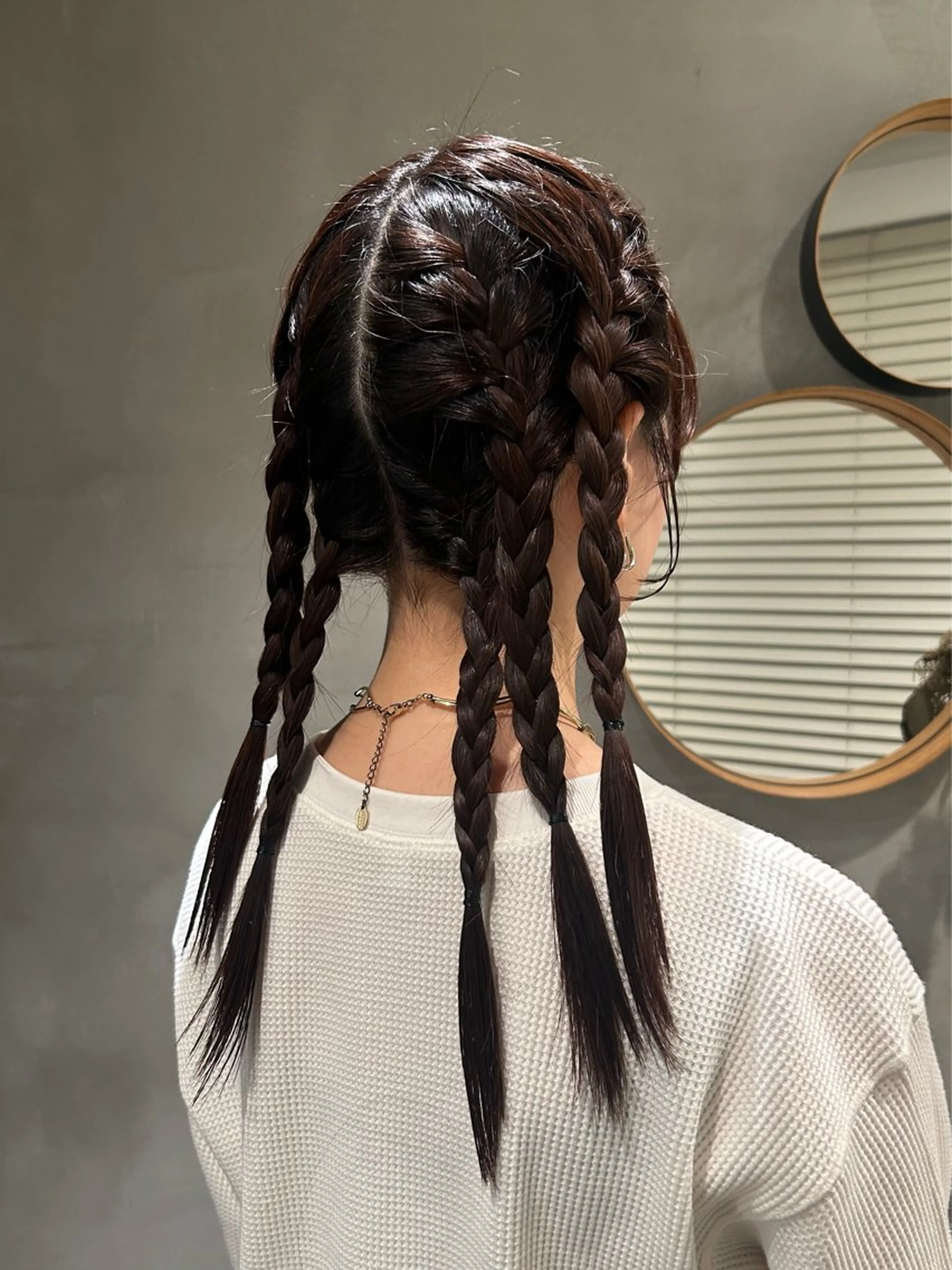 セミロング ヘアアレンジ ヘアセット デザインカラー❤︎ イシイレイのヘアスタイル