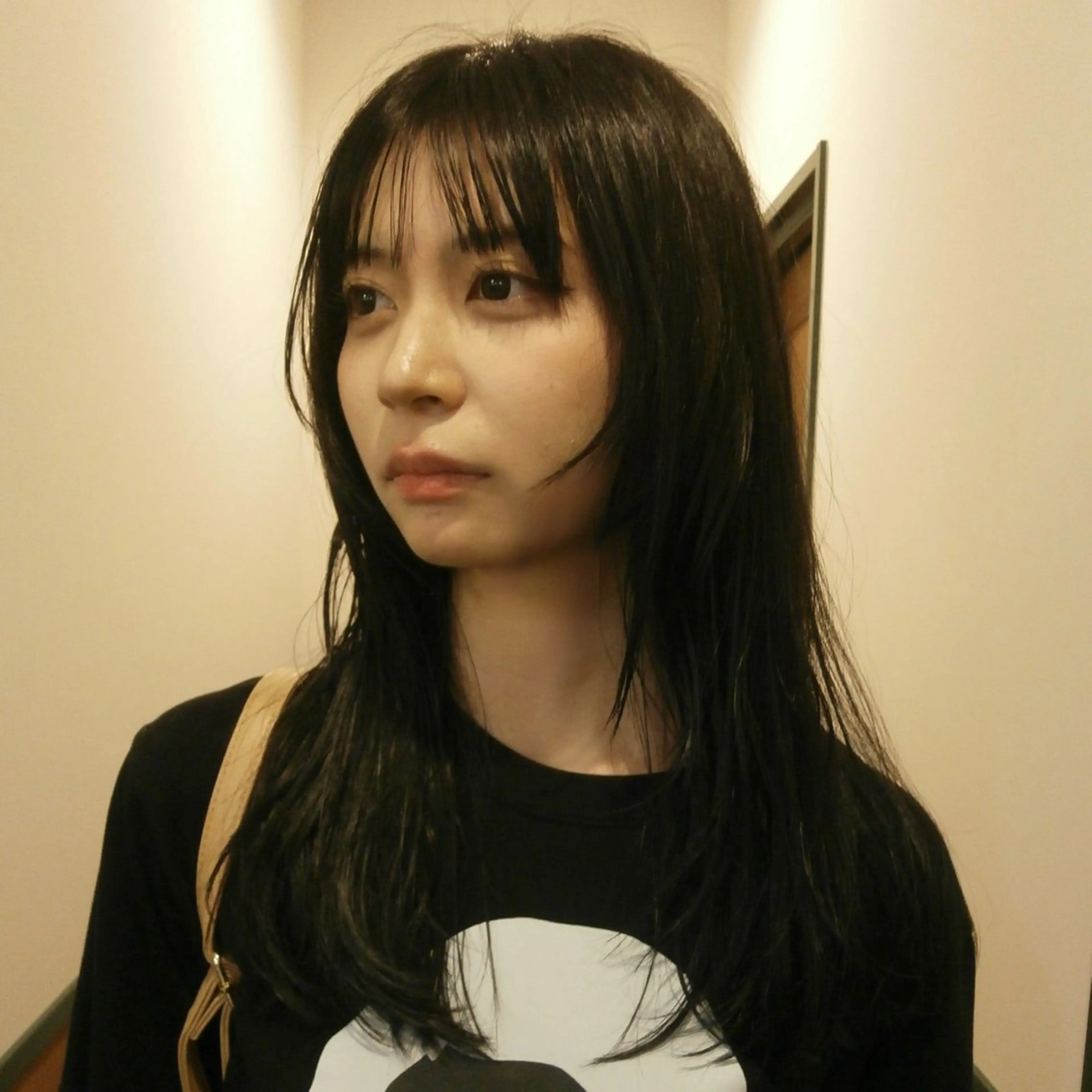 セミロング カット ヘアカラー SEE-SAW / LOBBY Rionのヘアスタイル