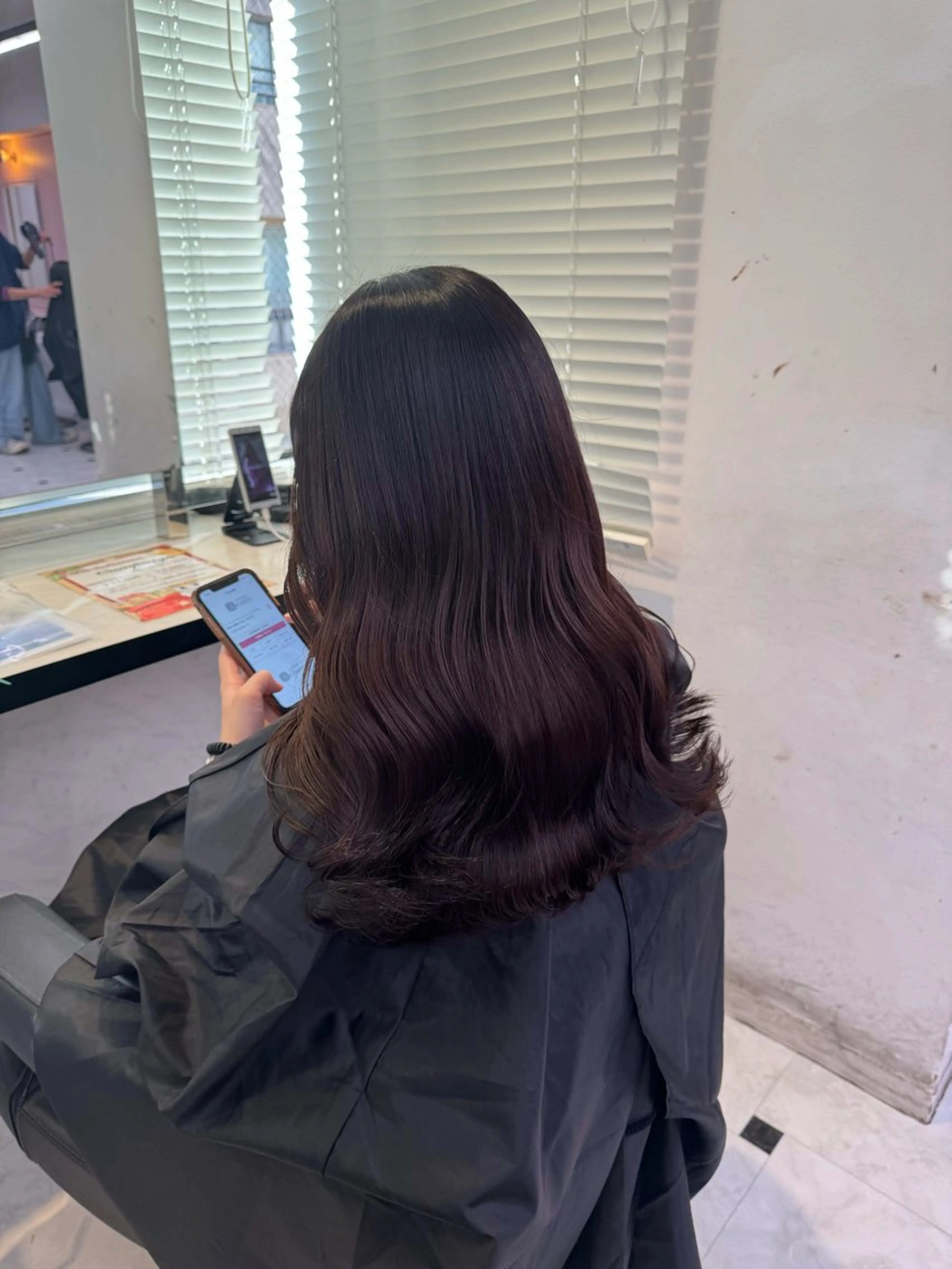 セミロング ヘアカラー トリートメント 韓国ガーリー🤍暖 色カラー🤍misaのヘアスタイル