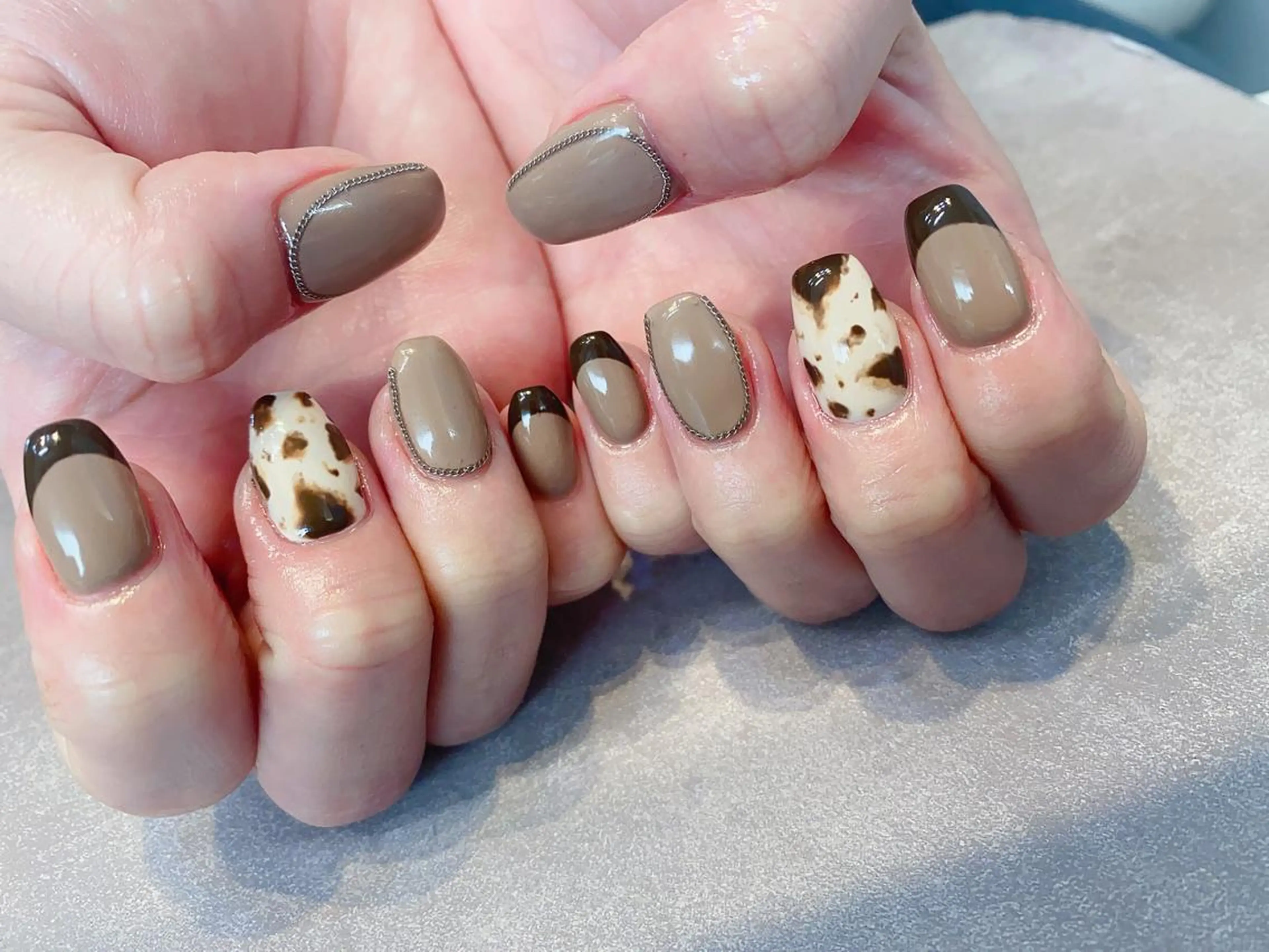 ミディアム NAILSALON 🍔Timna🍟のネイルデザイン