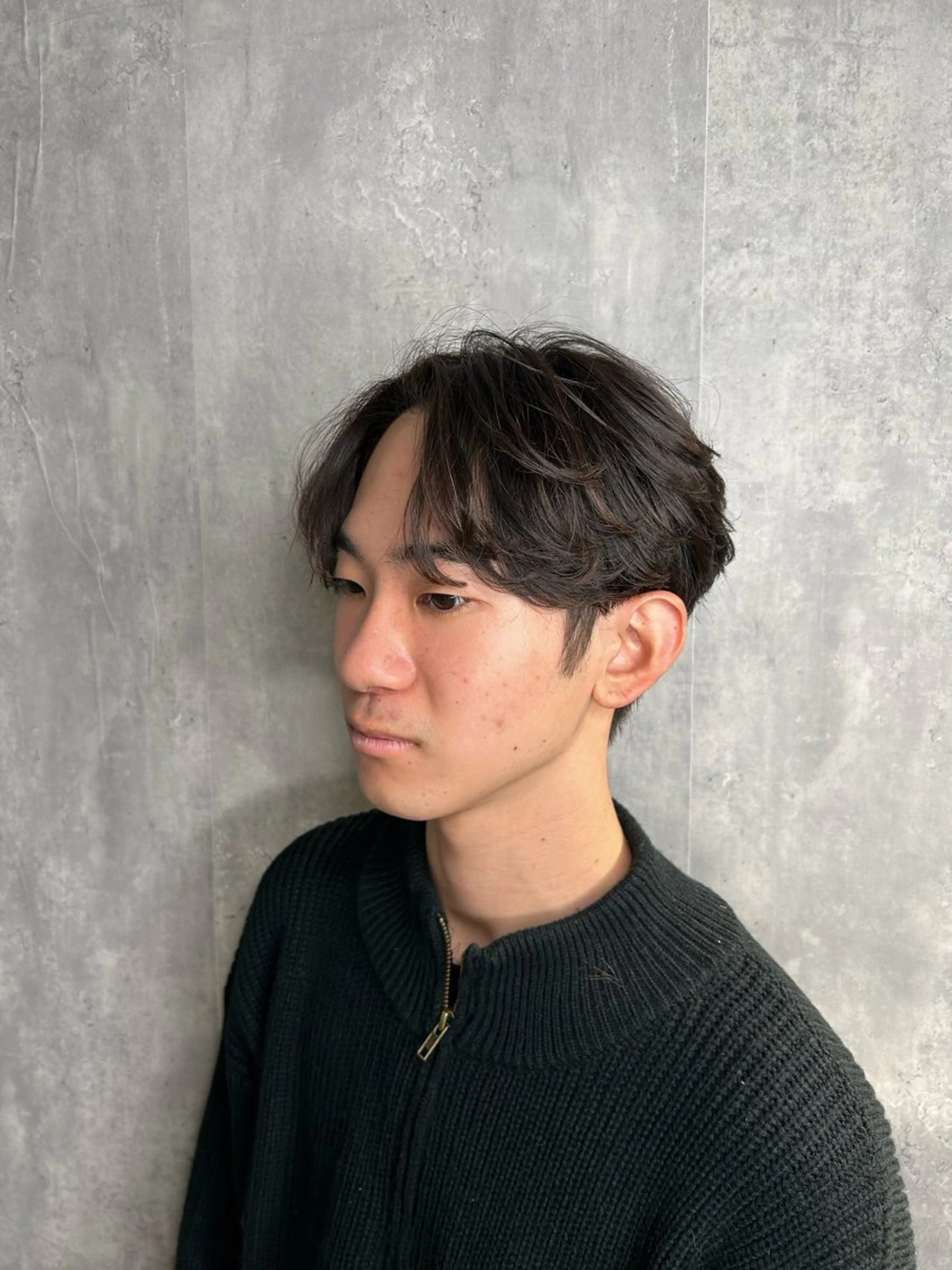 ショート メンズ フェザーパーマ癖毛 曲がる縮毛矯正森岡のヘアスタイル