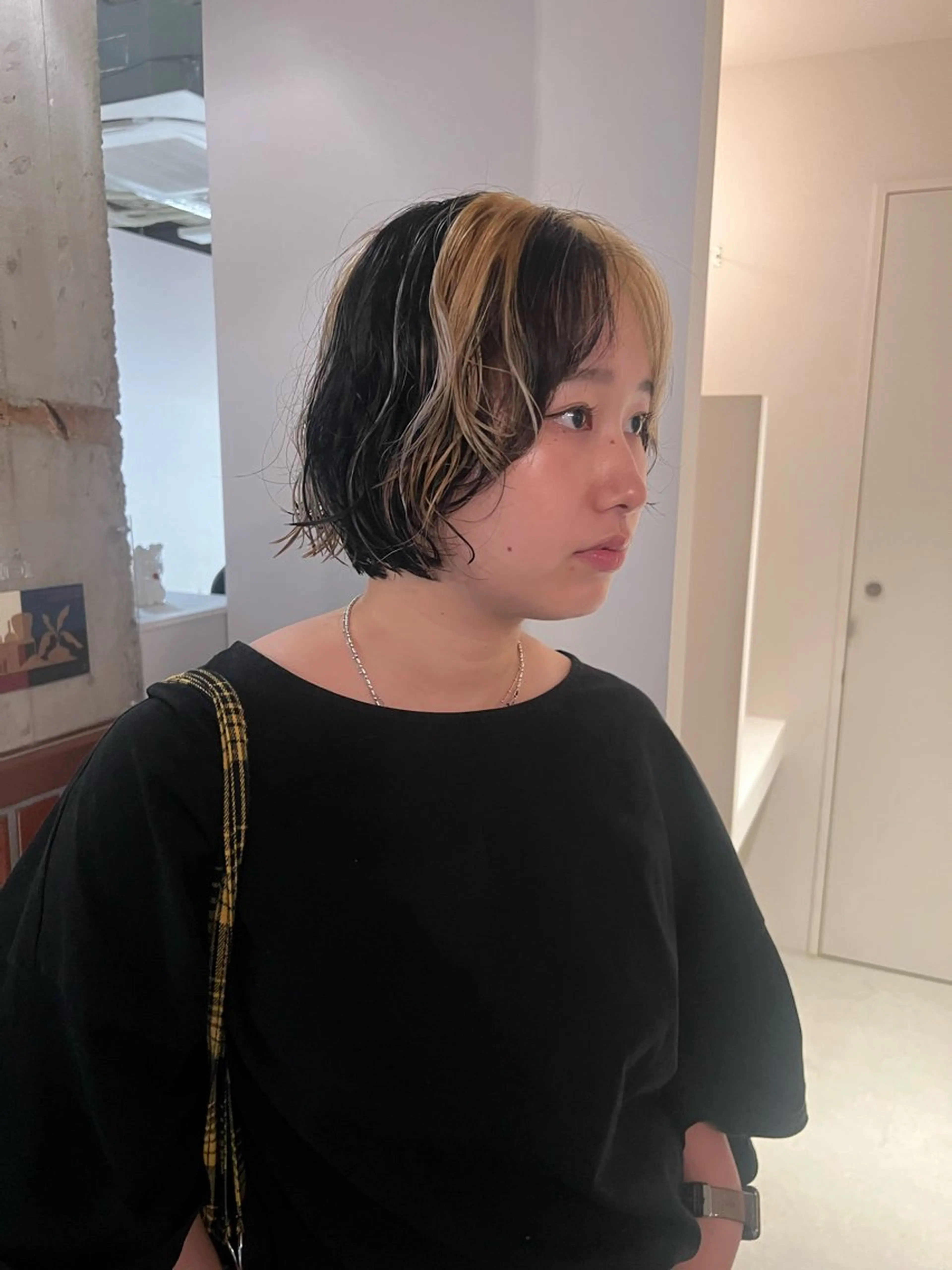 ショート 伊藤 美咲のヘアスタイル