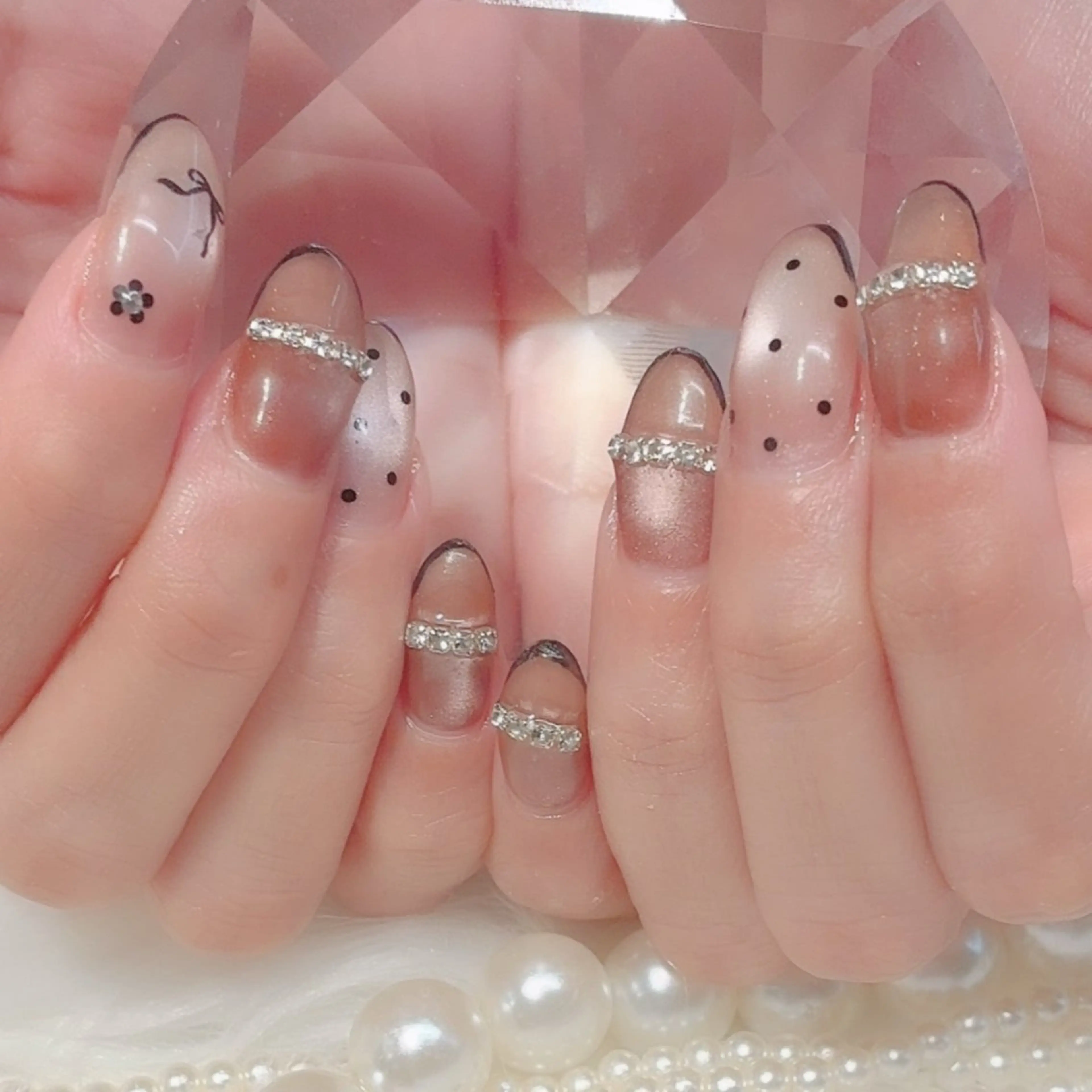 ネイル フットネイル ジェルネイル マグネットネイル 持ち込み パラジェル Nail×Lani 深爪矯正対応◎のネイルデザイン