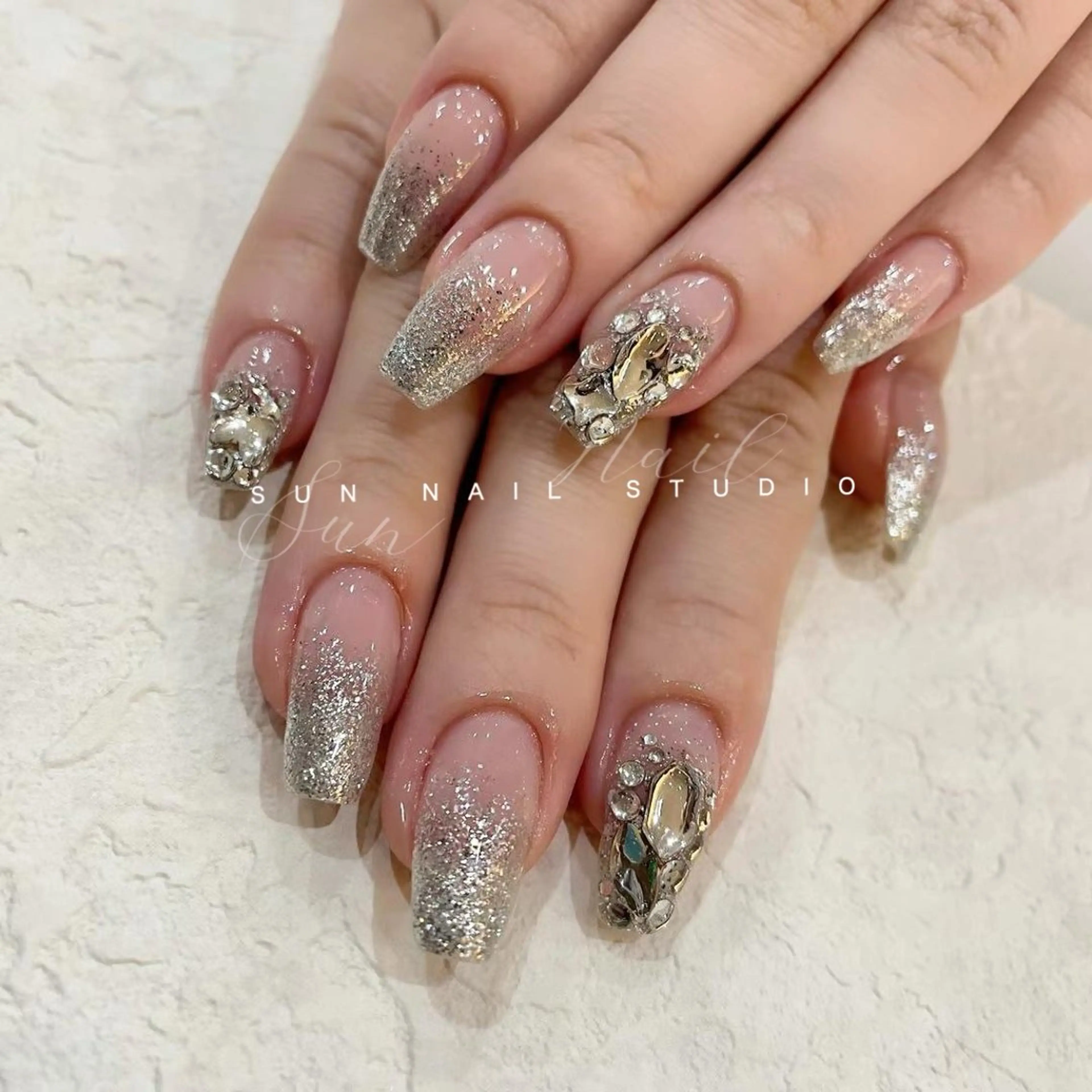 ネイル ハンドネイル ハンドケア SUN nail上本町のネイルデザイン