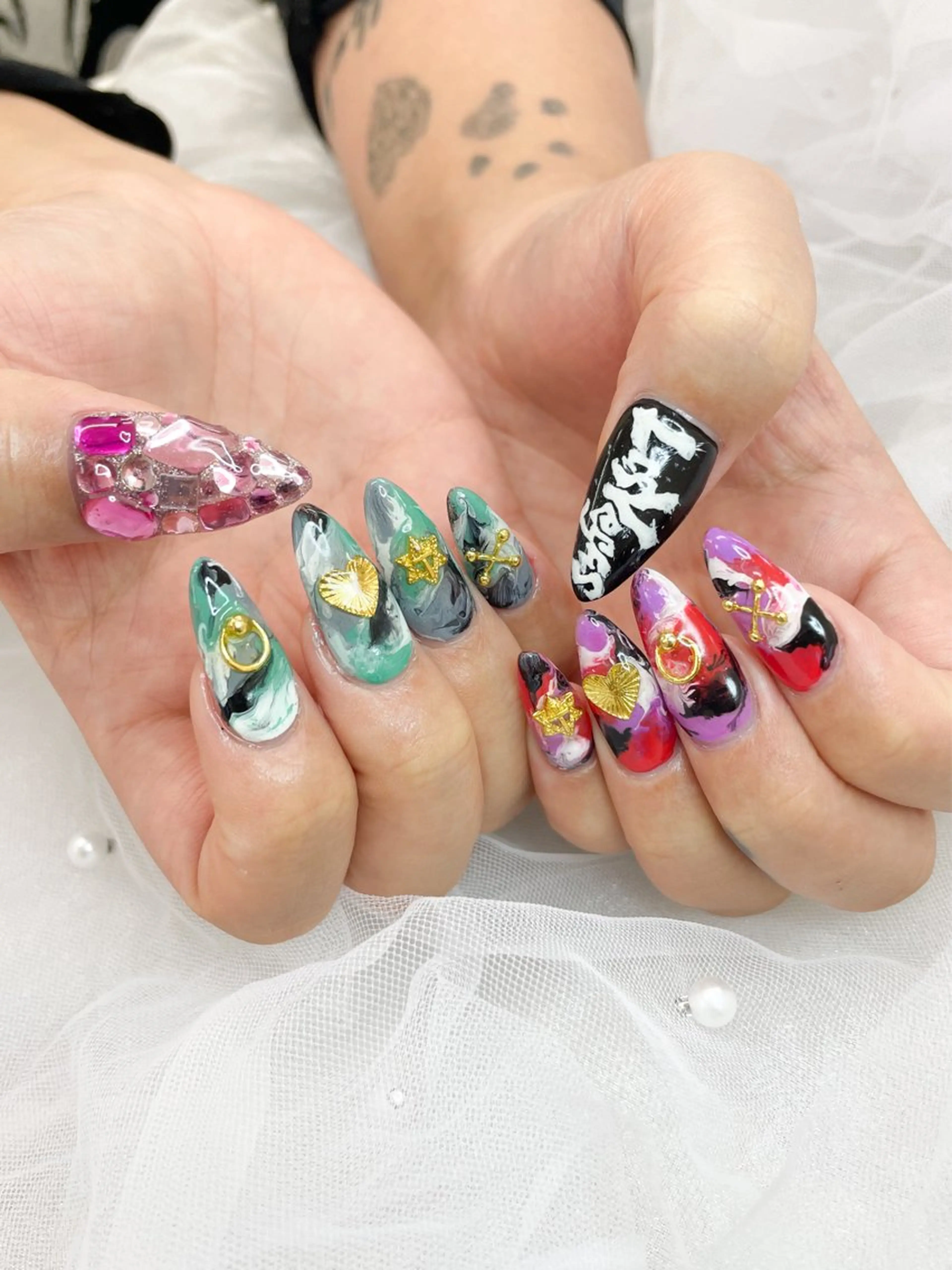 ネイル ハンドネイル 五十嵐 美智のネイルデザイン