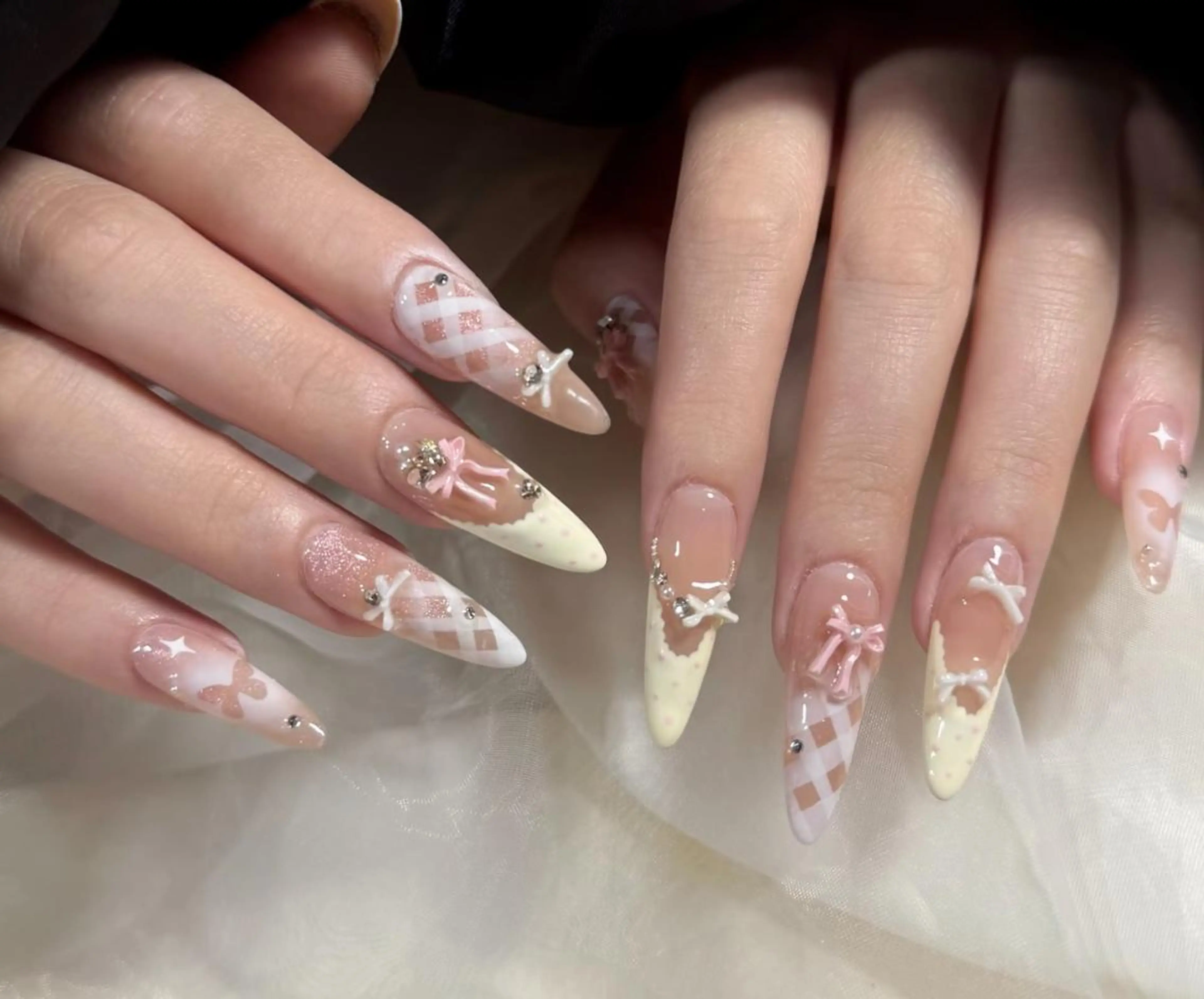 キッズ ハンドネイル ハンドケア 🍑 momo_nailのネイルデザイン