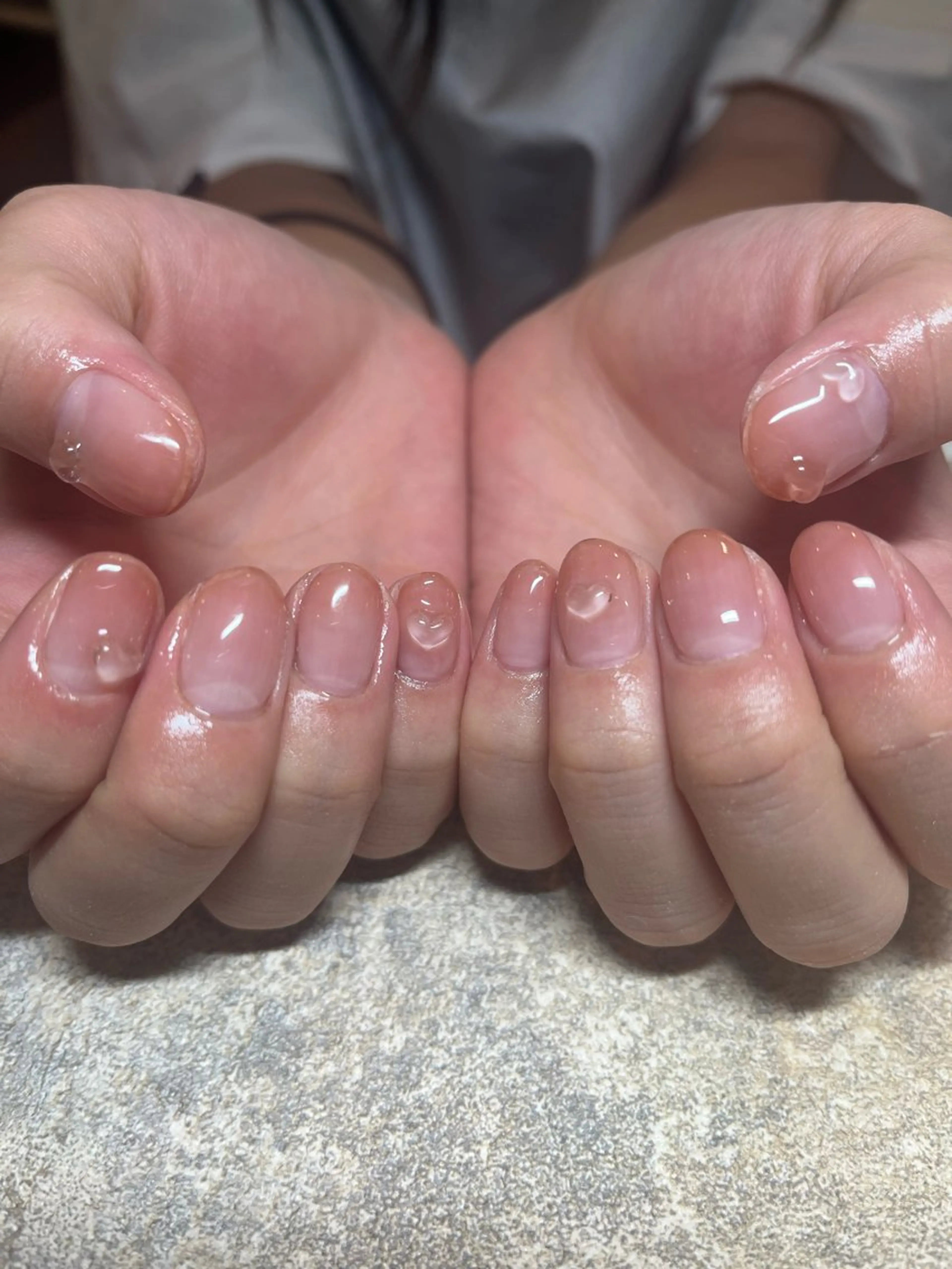 ネイル チークネイル グラデーション グリーン ハート 氷ネイル・うるうるネイル ハンドネイル share salon reir　(ルレイル)所属・rio nailのネイルデザイン