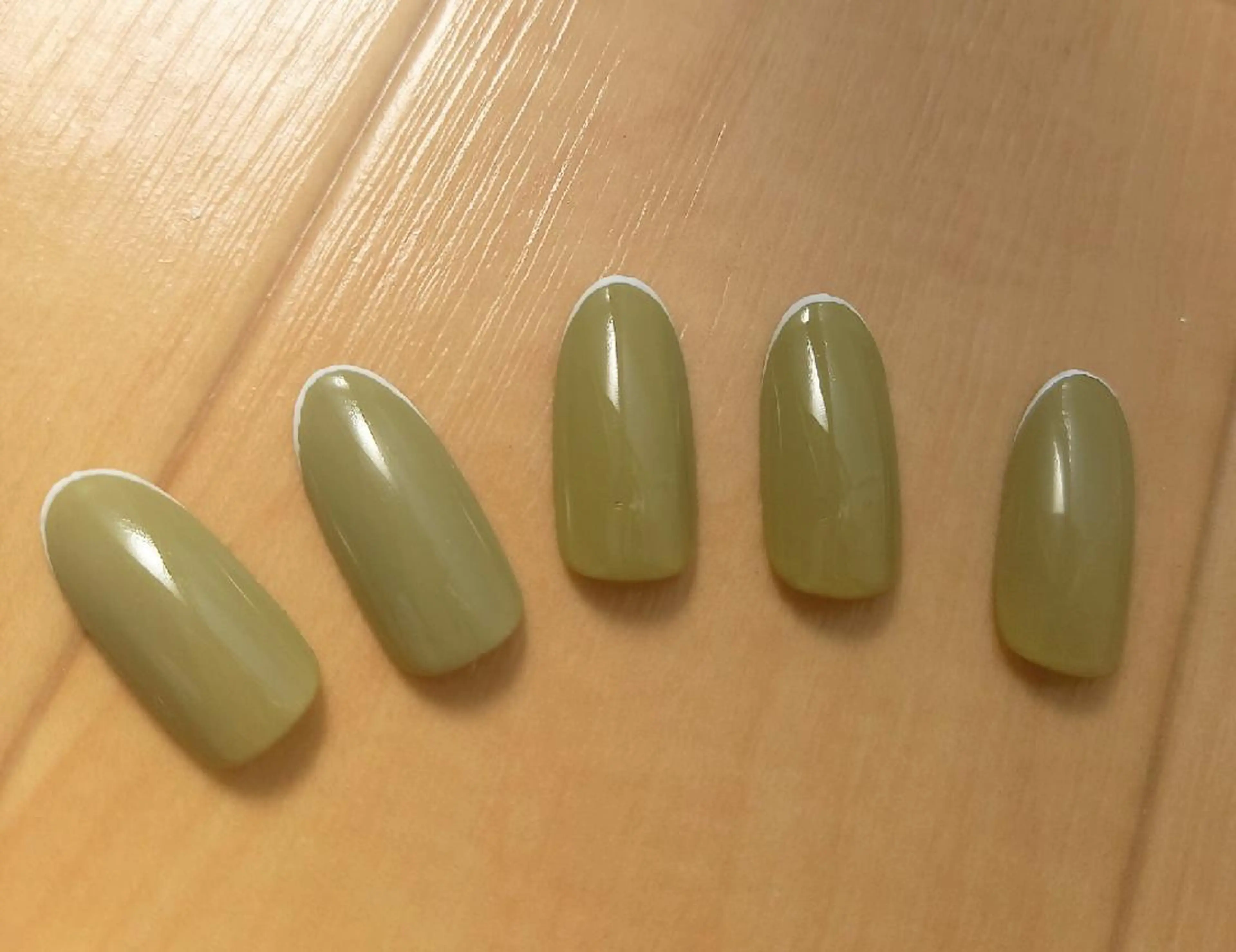 ネイル フレンチネイル ヘアメイクネイリスト 💄💅hidemiのネイルデザイン