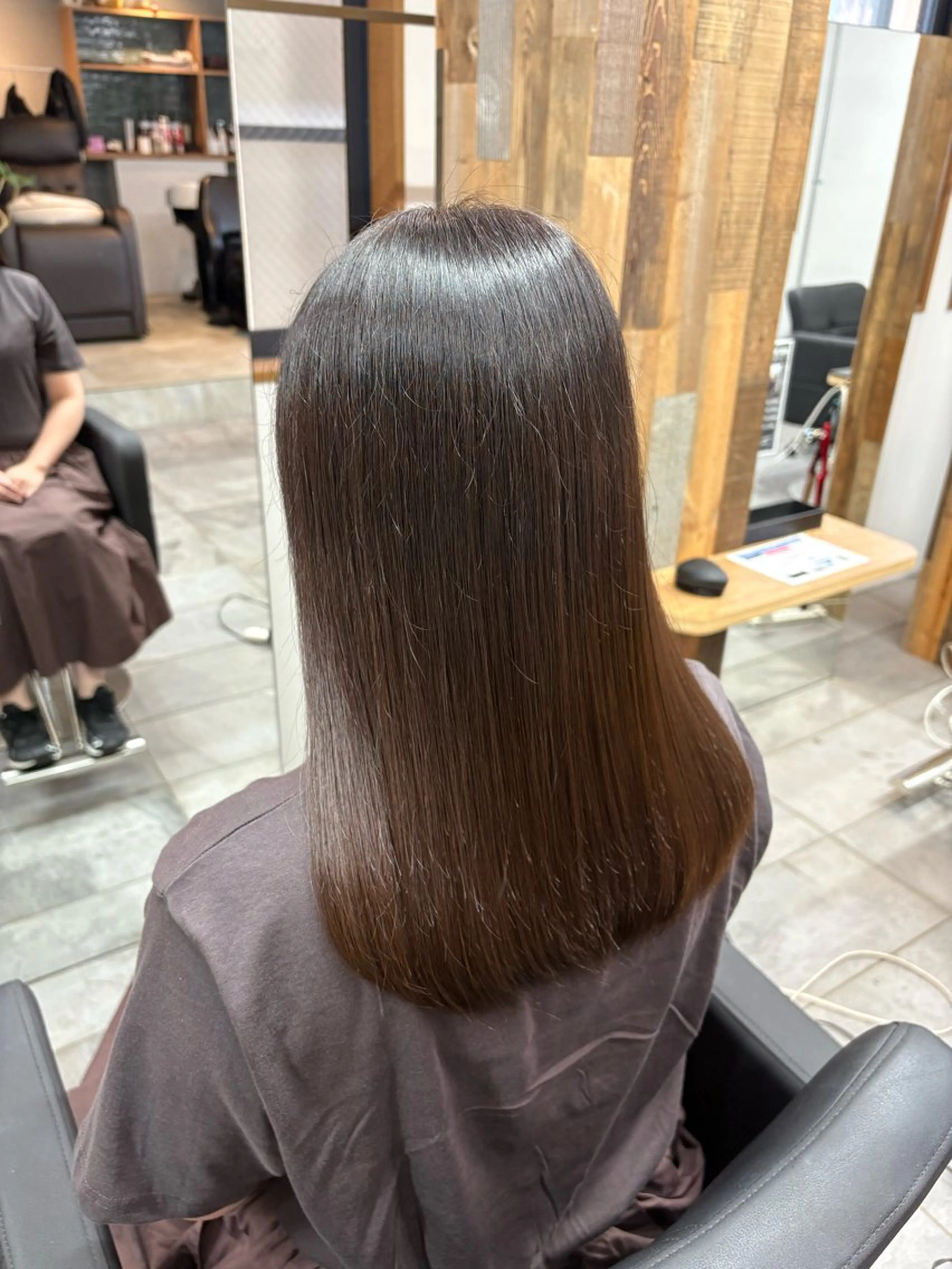 ミディアム カラー ヘアカラー トリートメント yoro /ミホのヘアスタイル