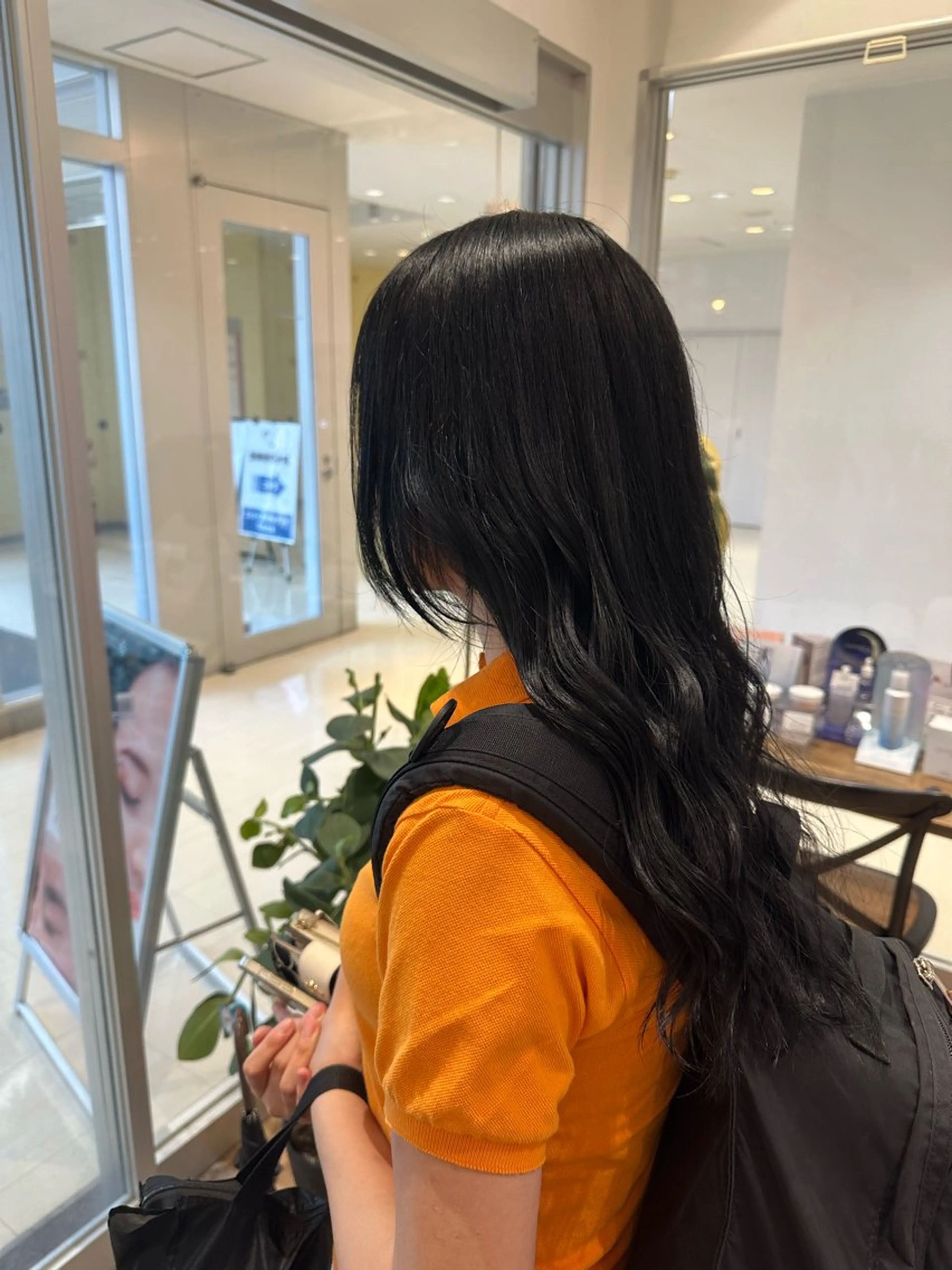ロング ヘアカラー 透明感イルミナカラー ／寒色/MOMOKAのヘアスタイル