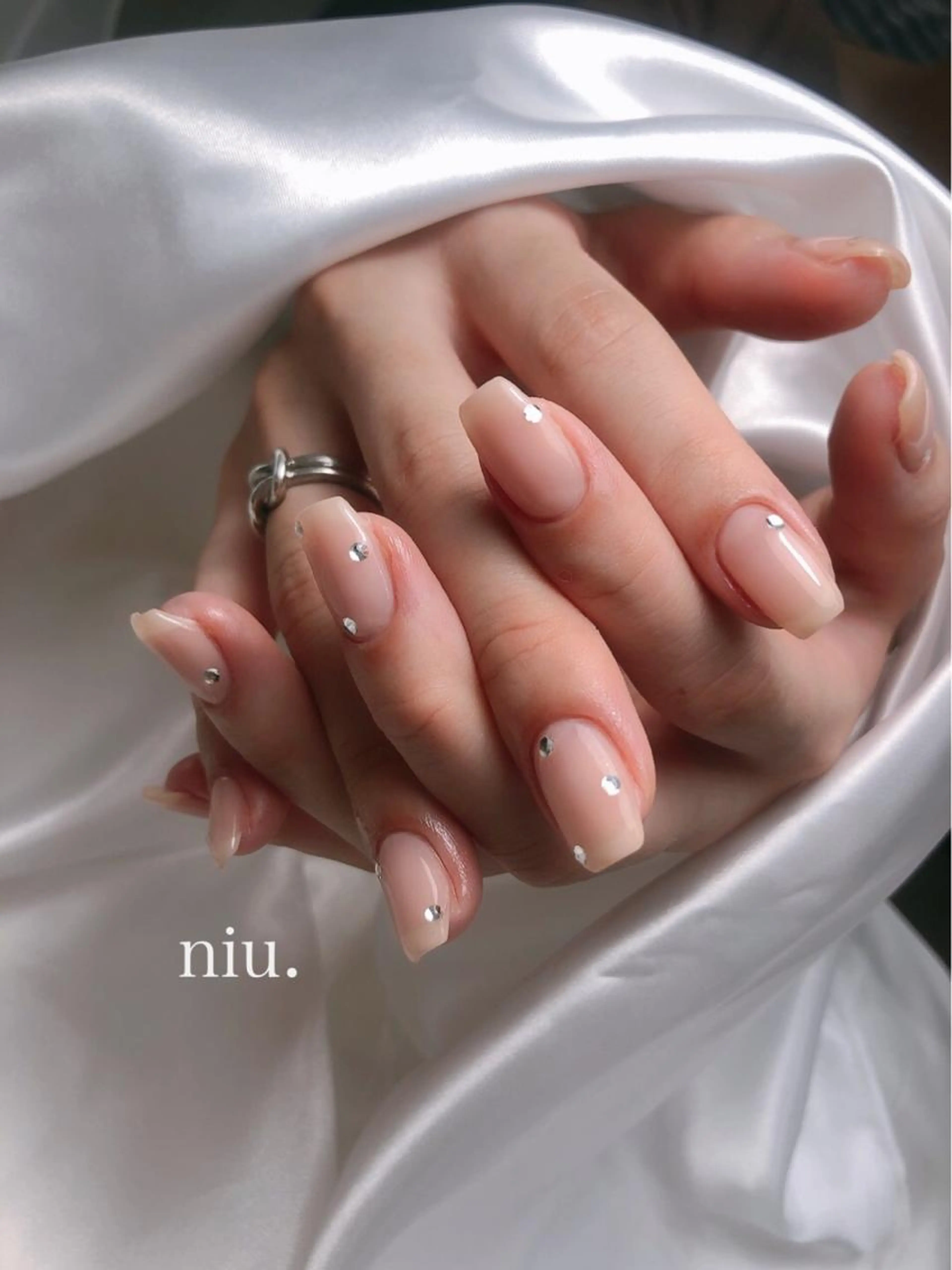 【初回ジェルオフ無料💅ドライケア込】シンプルデザインコースの写真