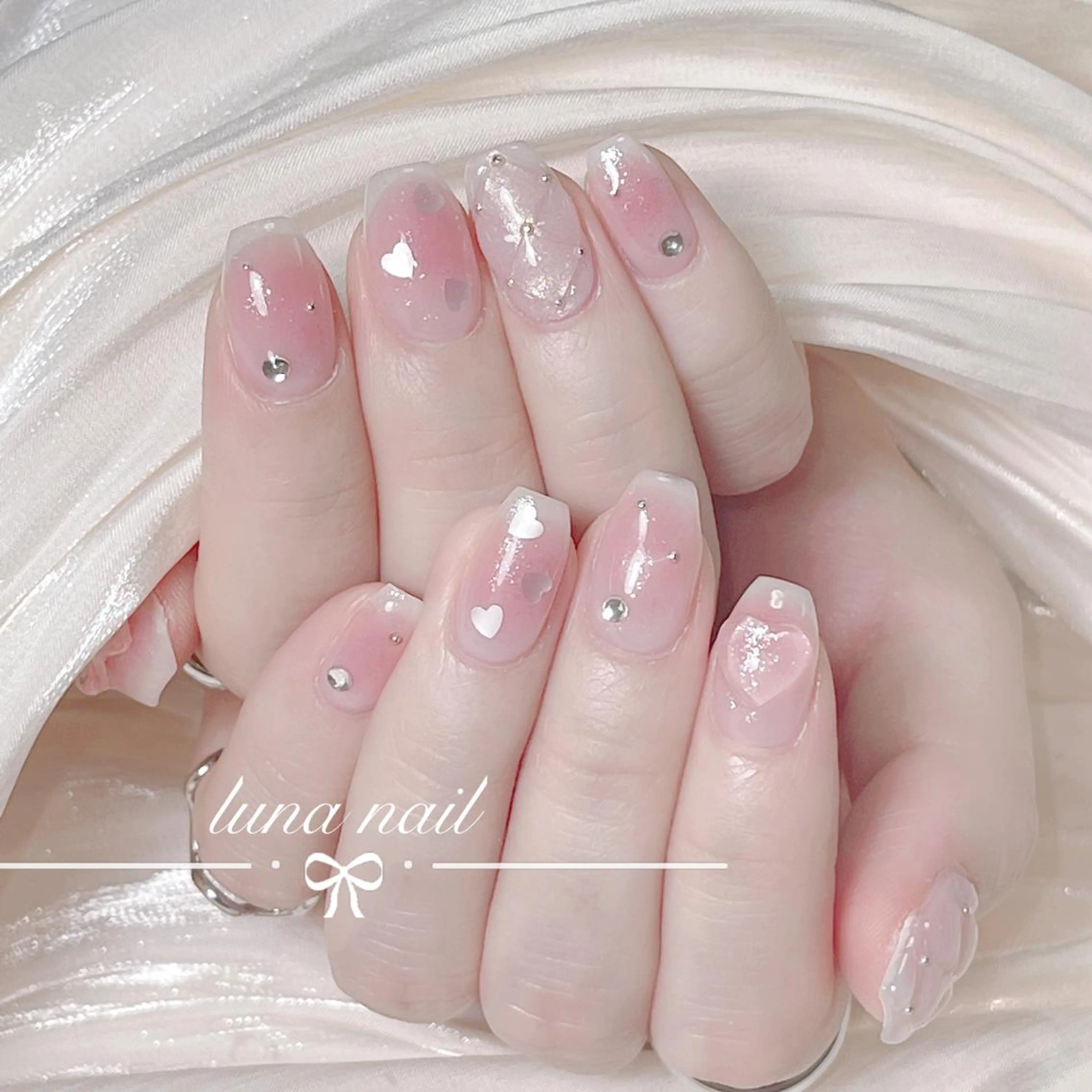 ネイル luna nail ＆eyelashのネイルデザイン