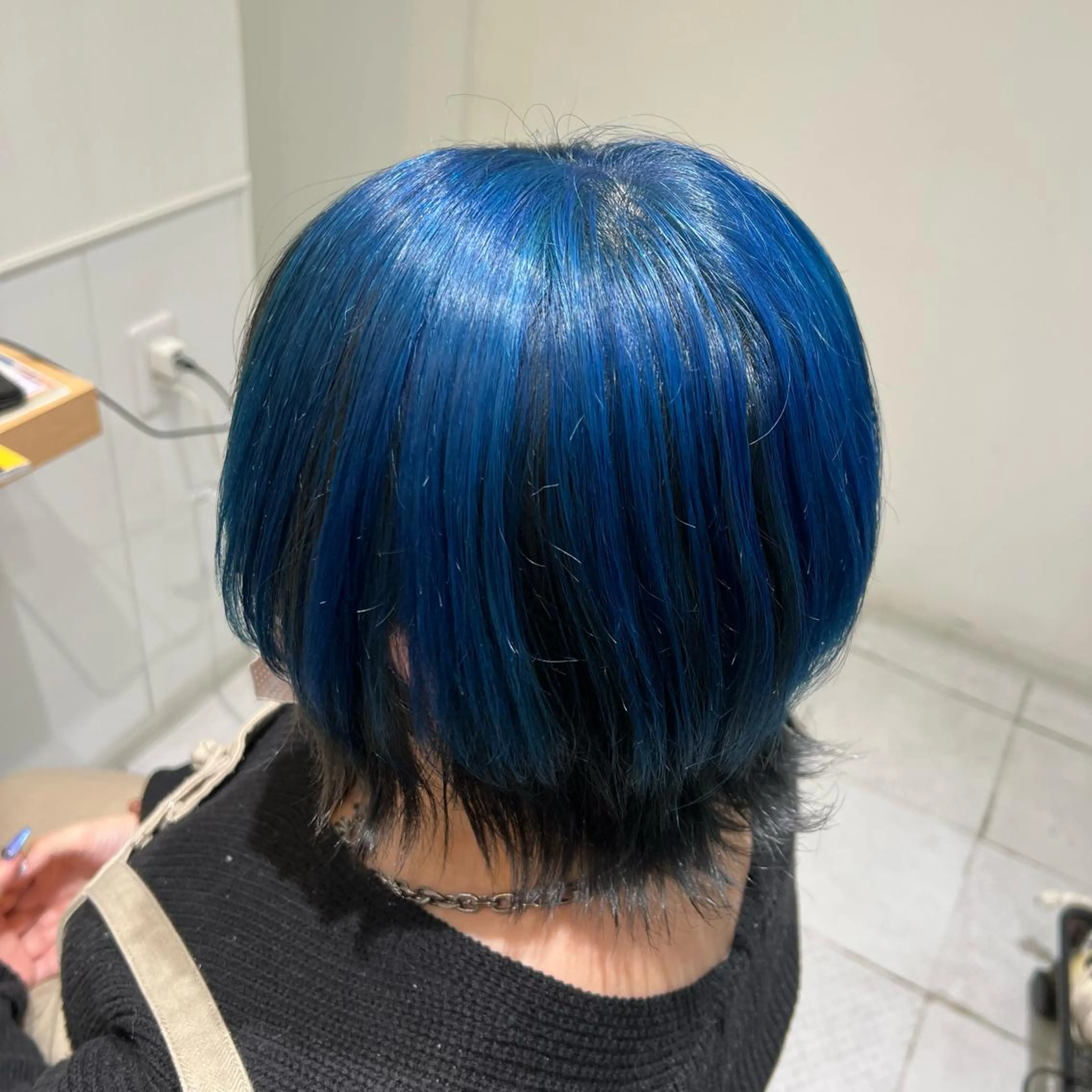 ショート ウルフカット ヘアカラー 川畑 陽奈のヘアスタイル
