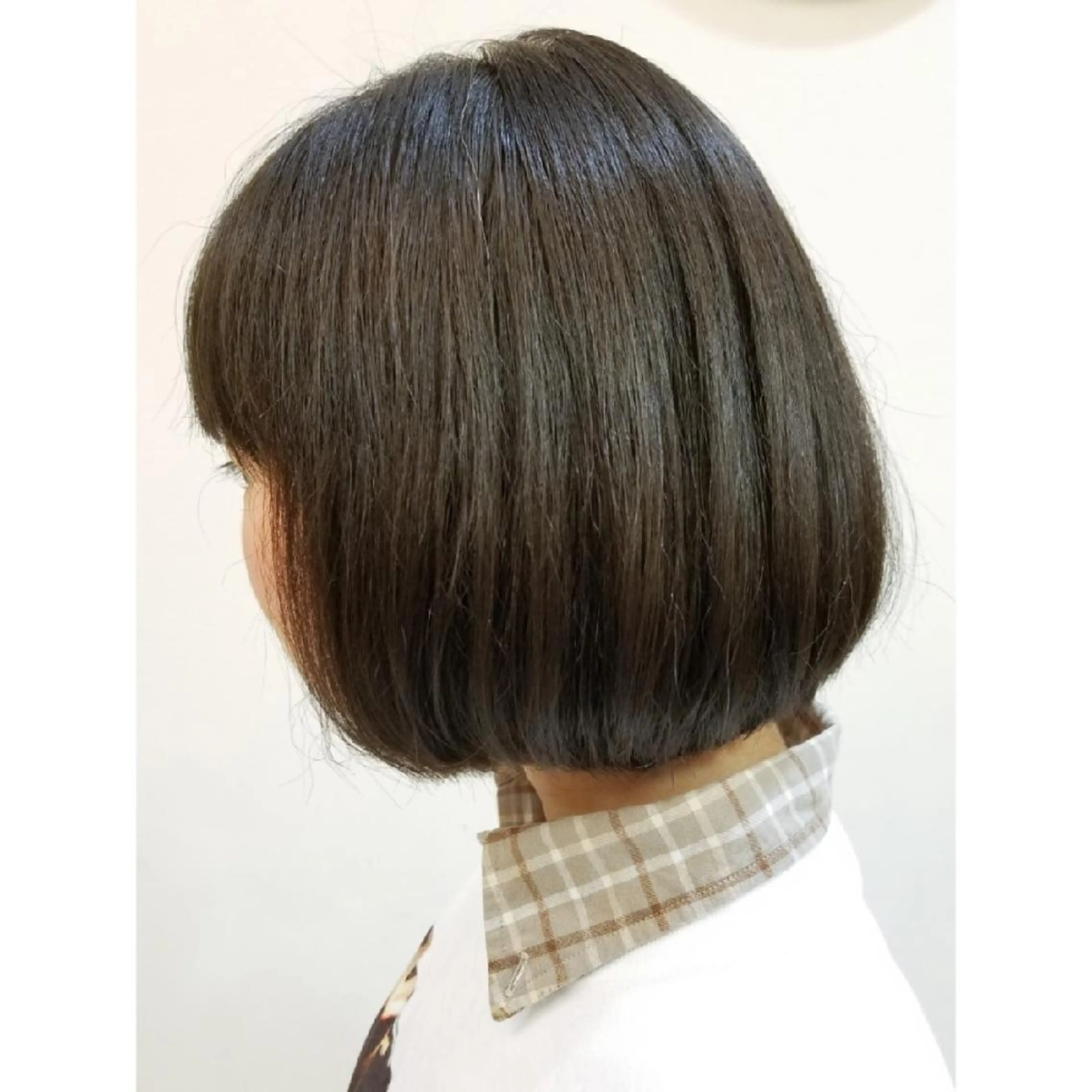 ショート ケアブリーチ、 髪質改善 福士直矢のヘアスタイル