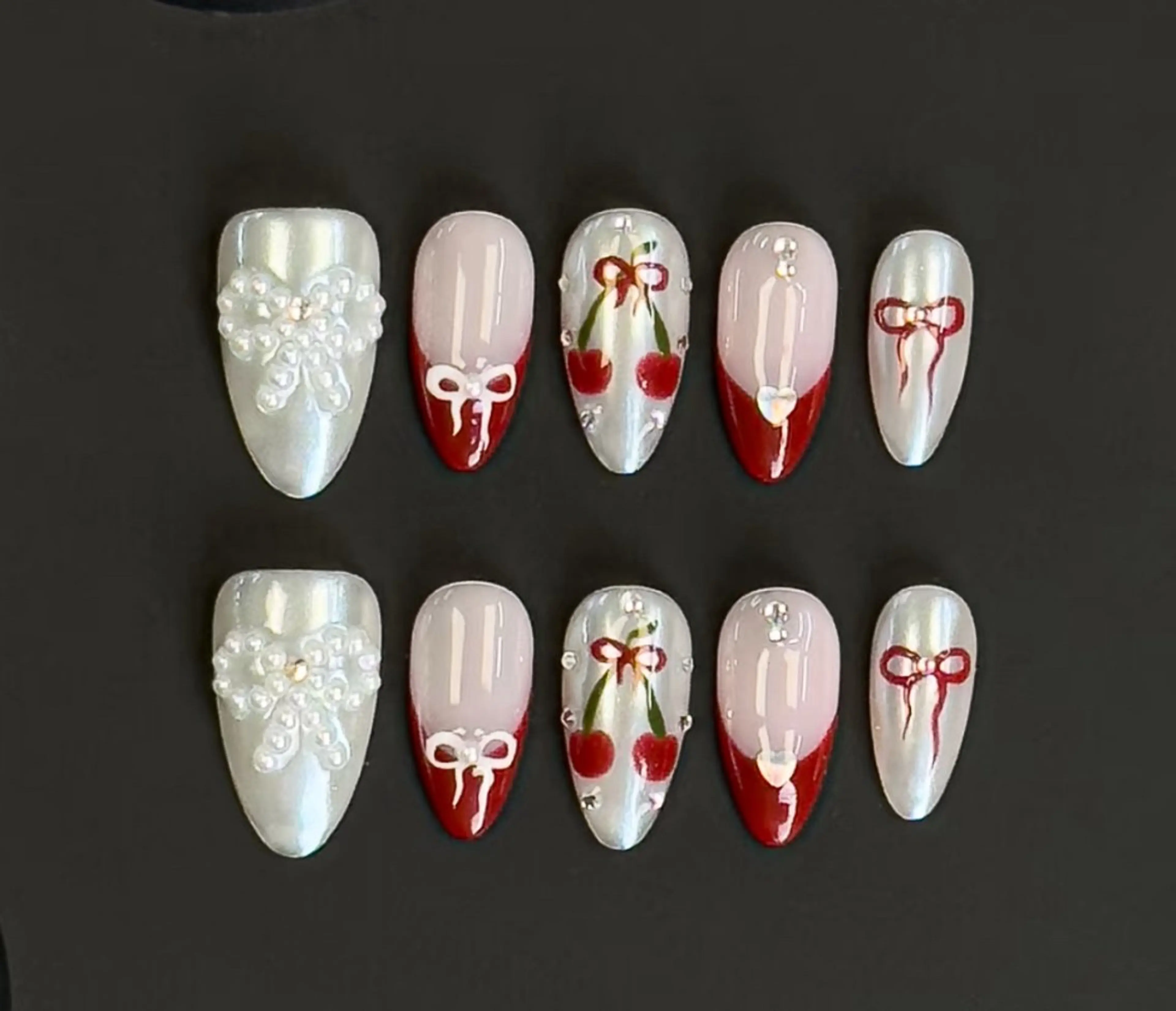 ネイル アートネイル フレンチネイル ジェルネイル ハート リボン ハンドネイル MIYUKI Salonのネイルデザイン