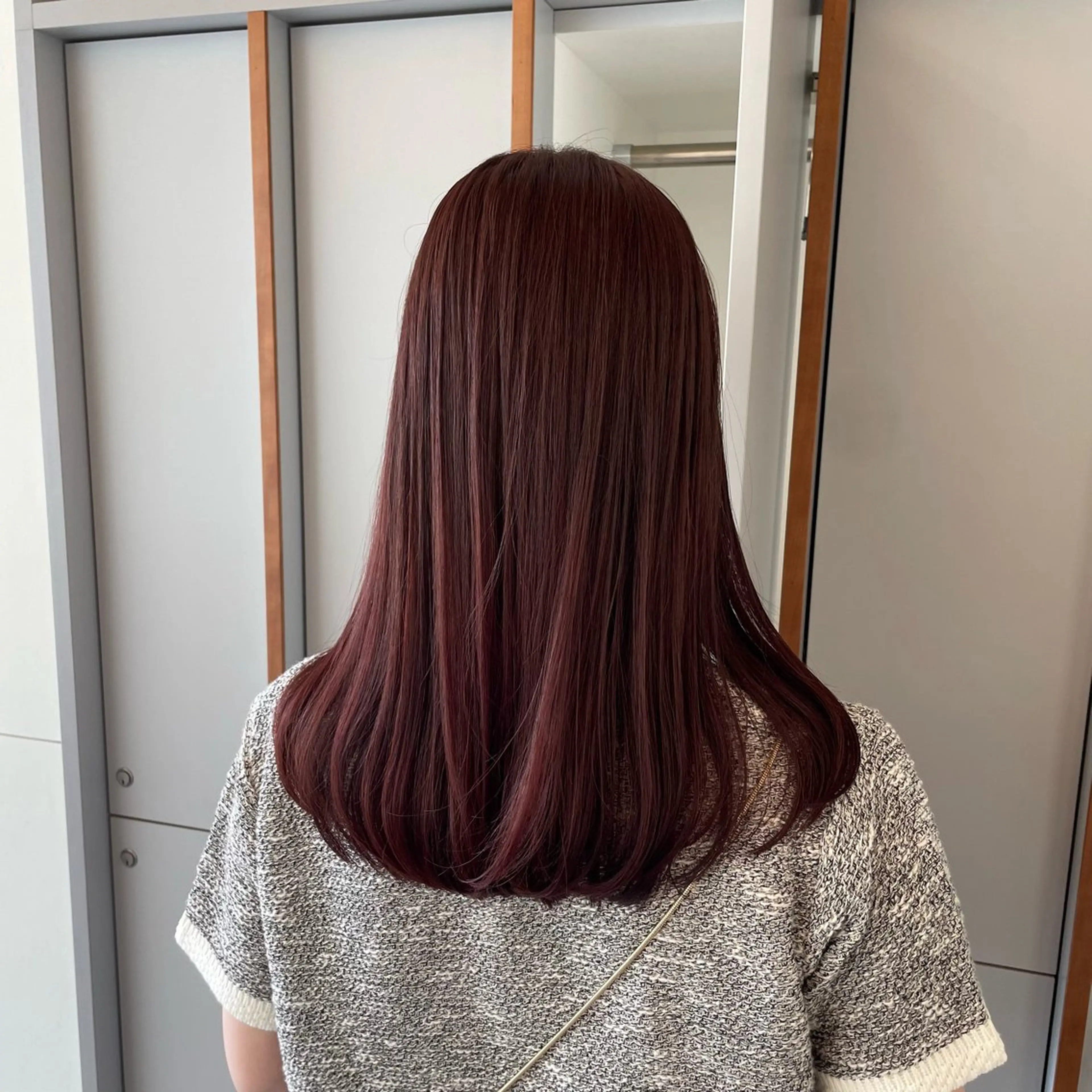 ロング カラー ベージュカラー ブリーチ ブラウンカラー カシス 透明感カラー カット ヘアカラー トリートメント ブリーチ/レイヤー 🌻Mutsumiのヘアスタイル
