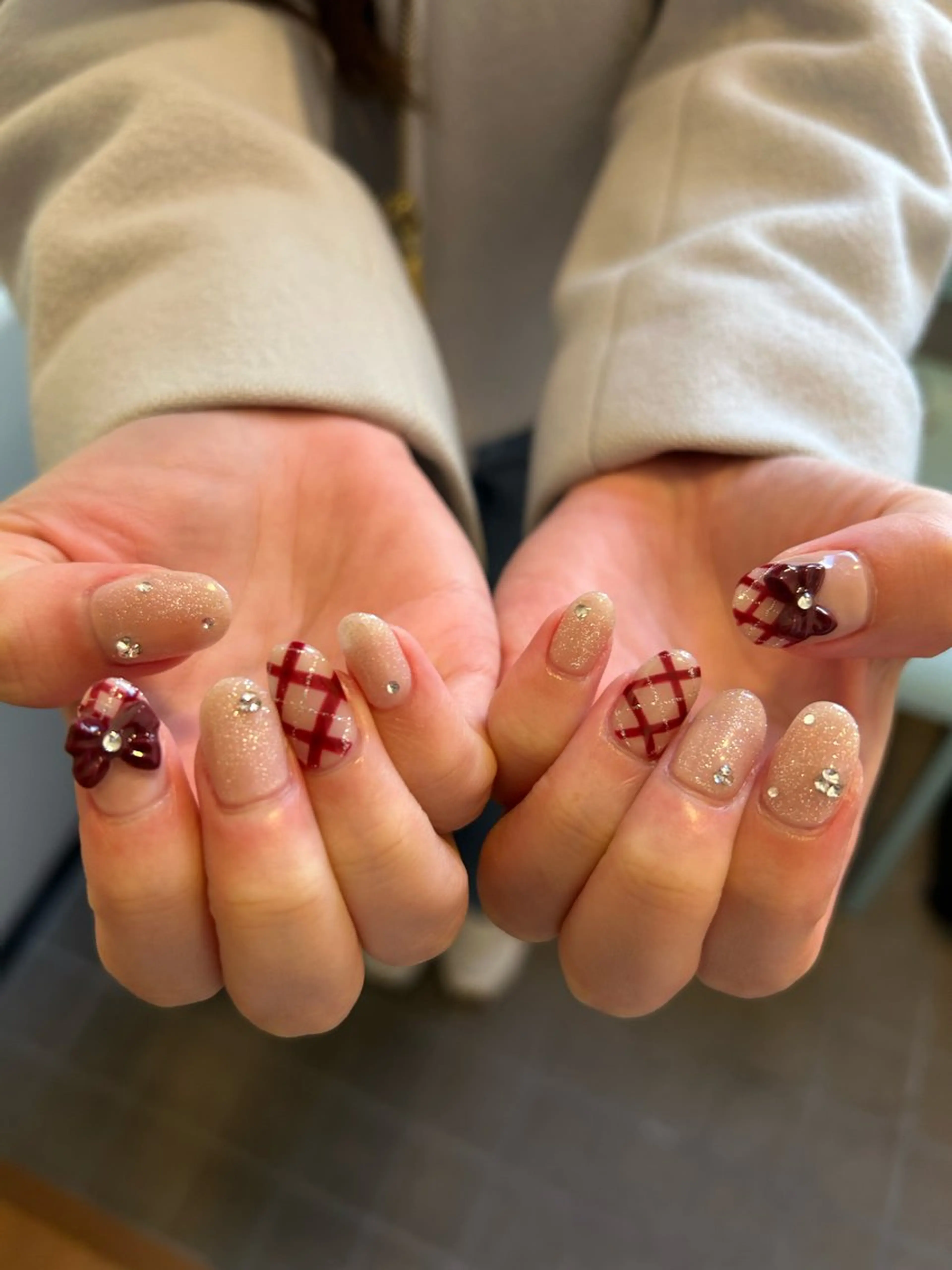 ネイル 持ち込み ハンドネイル Aimer Ciel エメシエル大宮ネイルのネイルデザイン