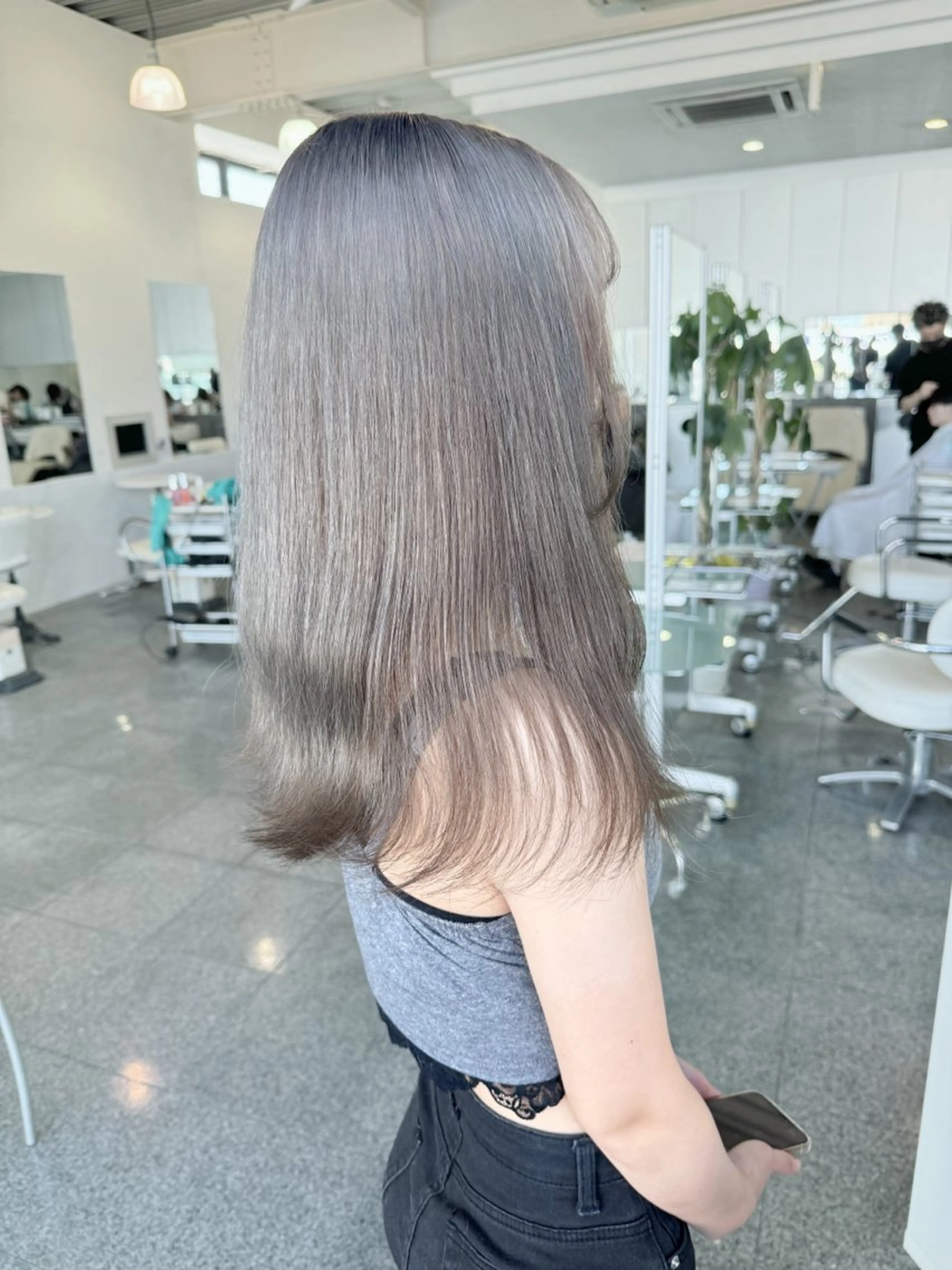 ロング カラー ブリーチ カット ヘアカラー トリートメント 🎀ヒシダアキ /taboo🎀のヘアスタイル