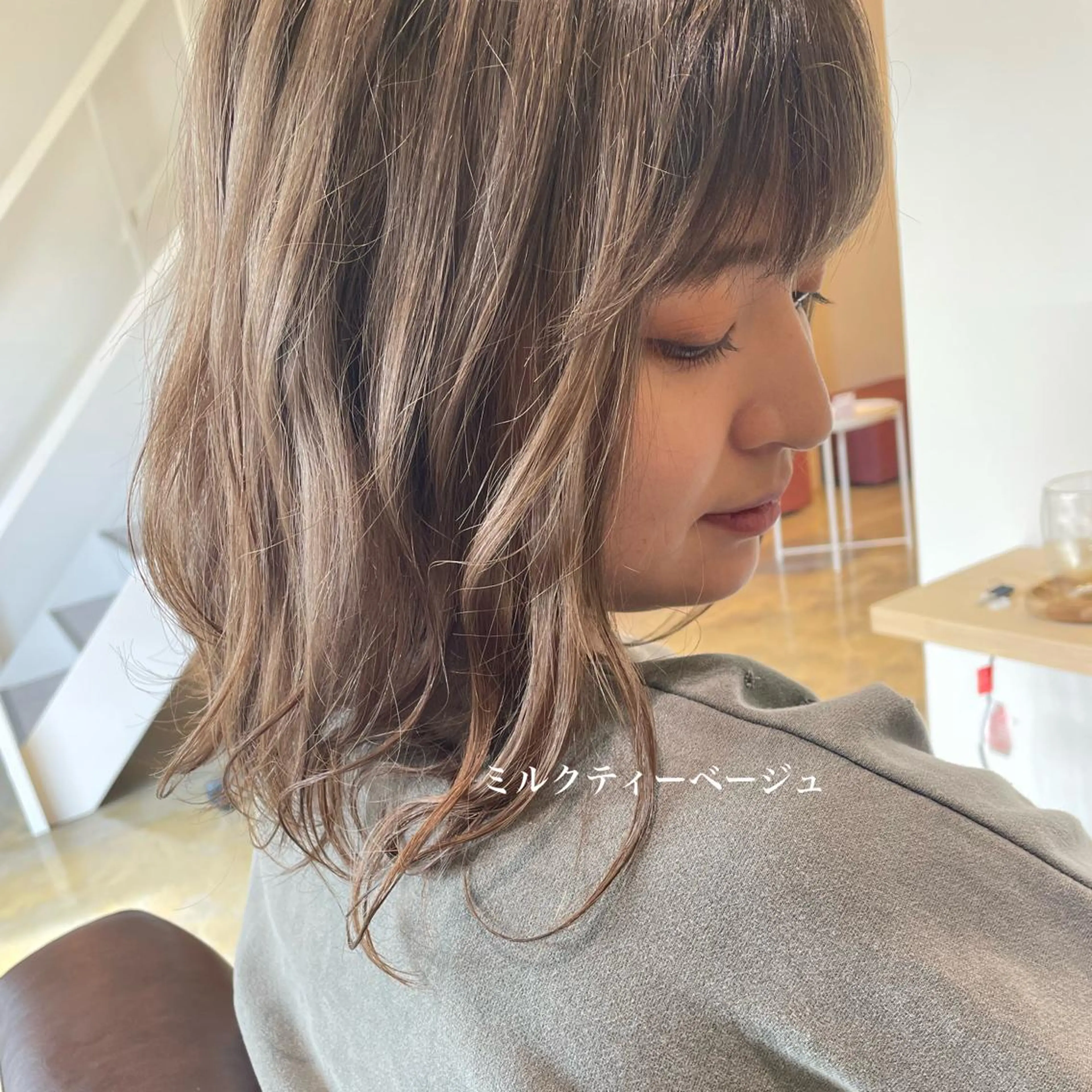 ミディアム カラー ベージュカラー ブリーチ ミルクティーベージュ カット ヘアカラー トリートメント 北九州美容室 🕊️わかな✂︎のヘアスタイル