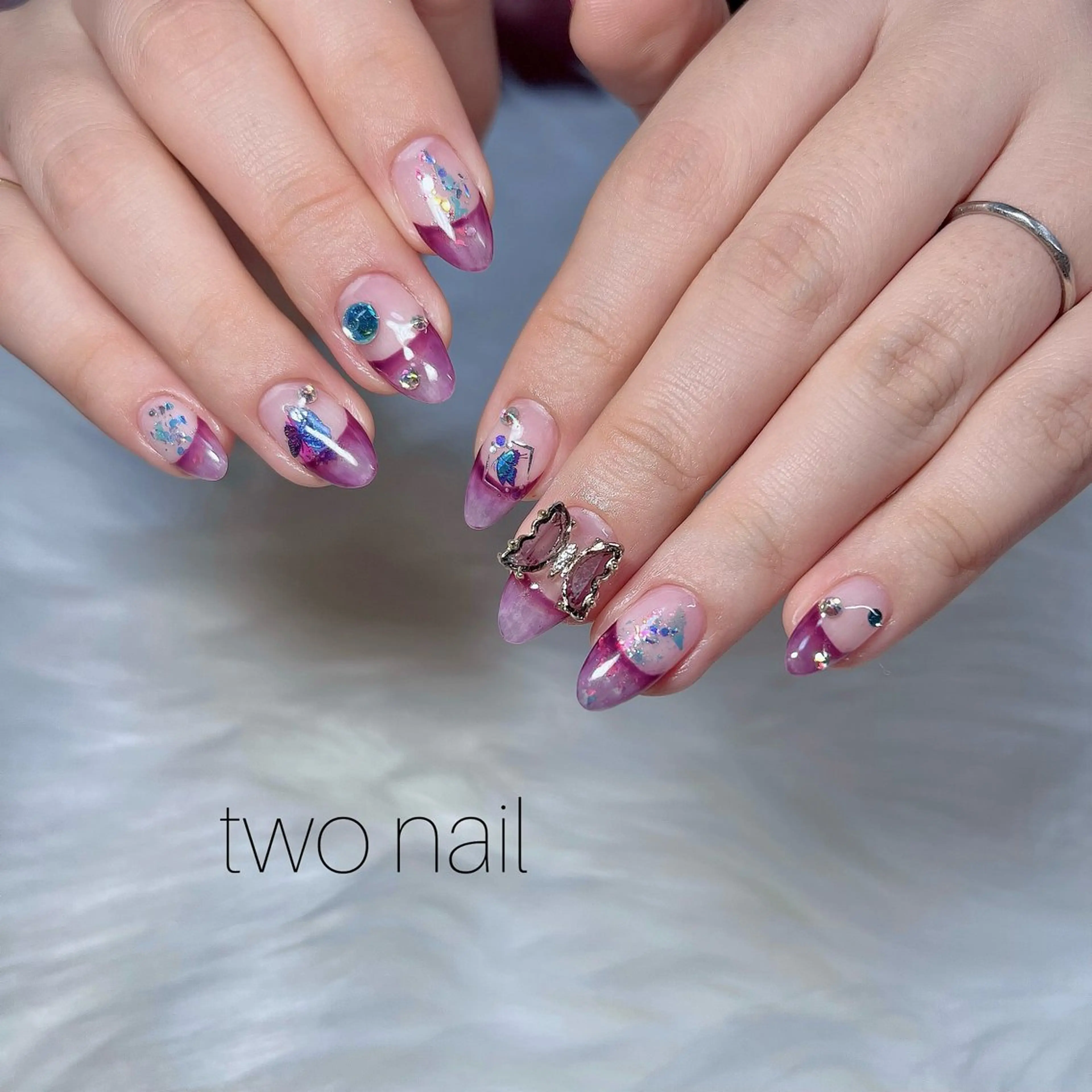 ネイル アートネイル フレンチネイル ネイルチップ ホワイト ハンドネイル two nailのネイルデザイン