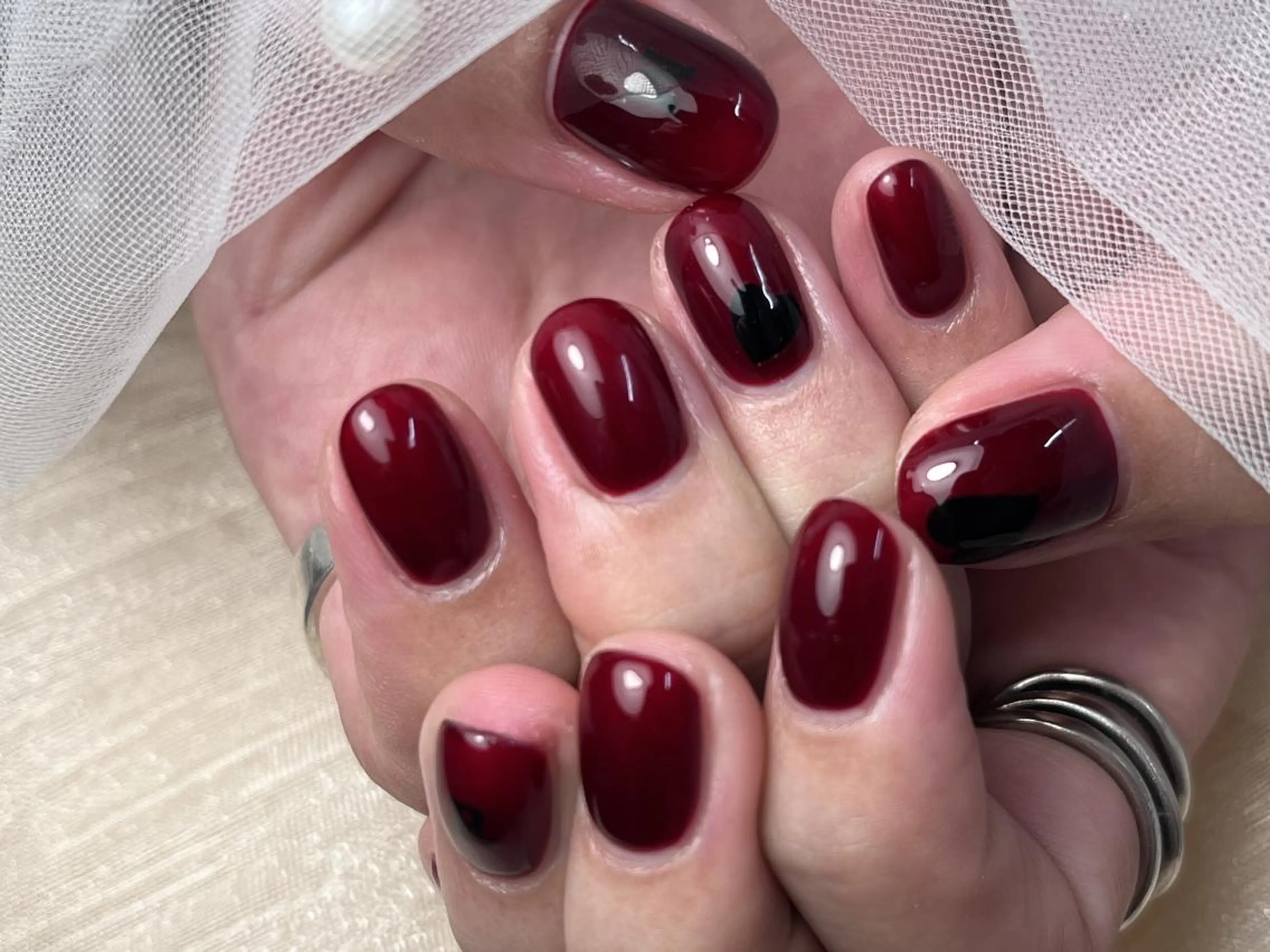 ネイル 赤色 シンプルネイル ハンドネイル ToliyDeliy Nail Salonのネイルデザイン