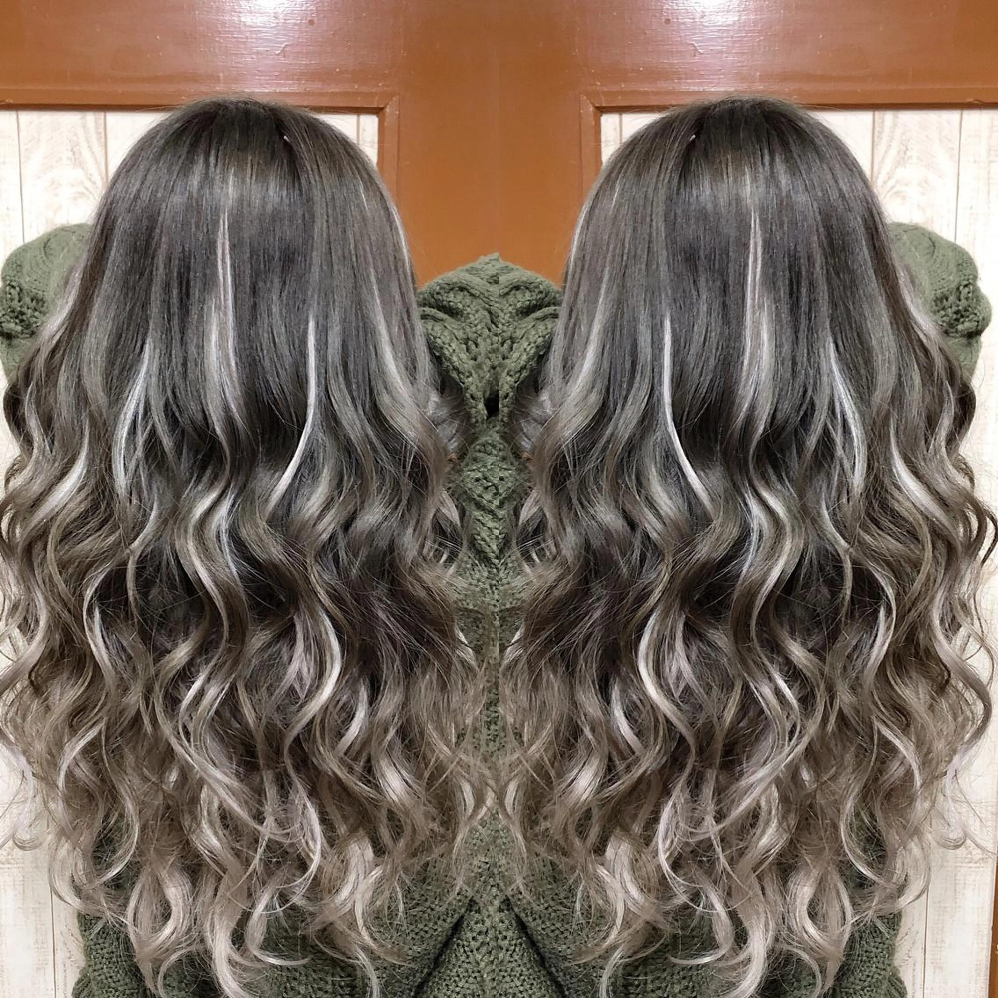 ロング カラー kr2s アメ村のヘアスタイル