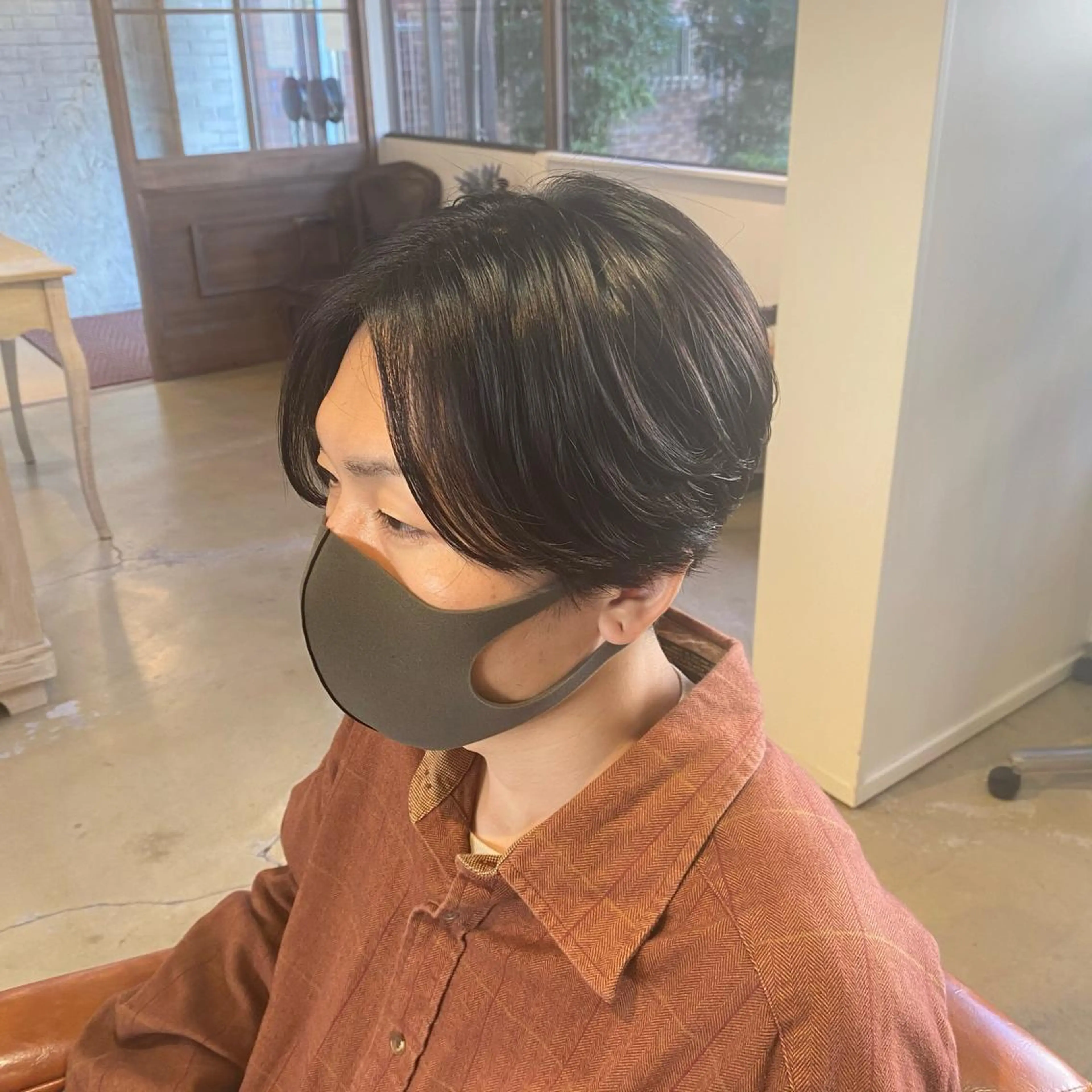 カラー メンズ センターパート 黒髪 透明感カラー 🇰🇷千葉韓国ヘア 🇰🇷佐藤詩門のヘアスタイル