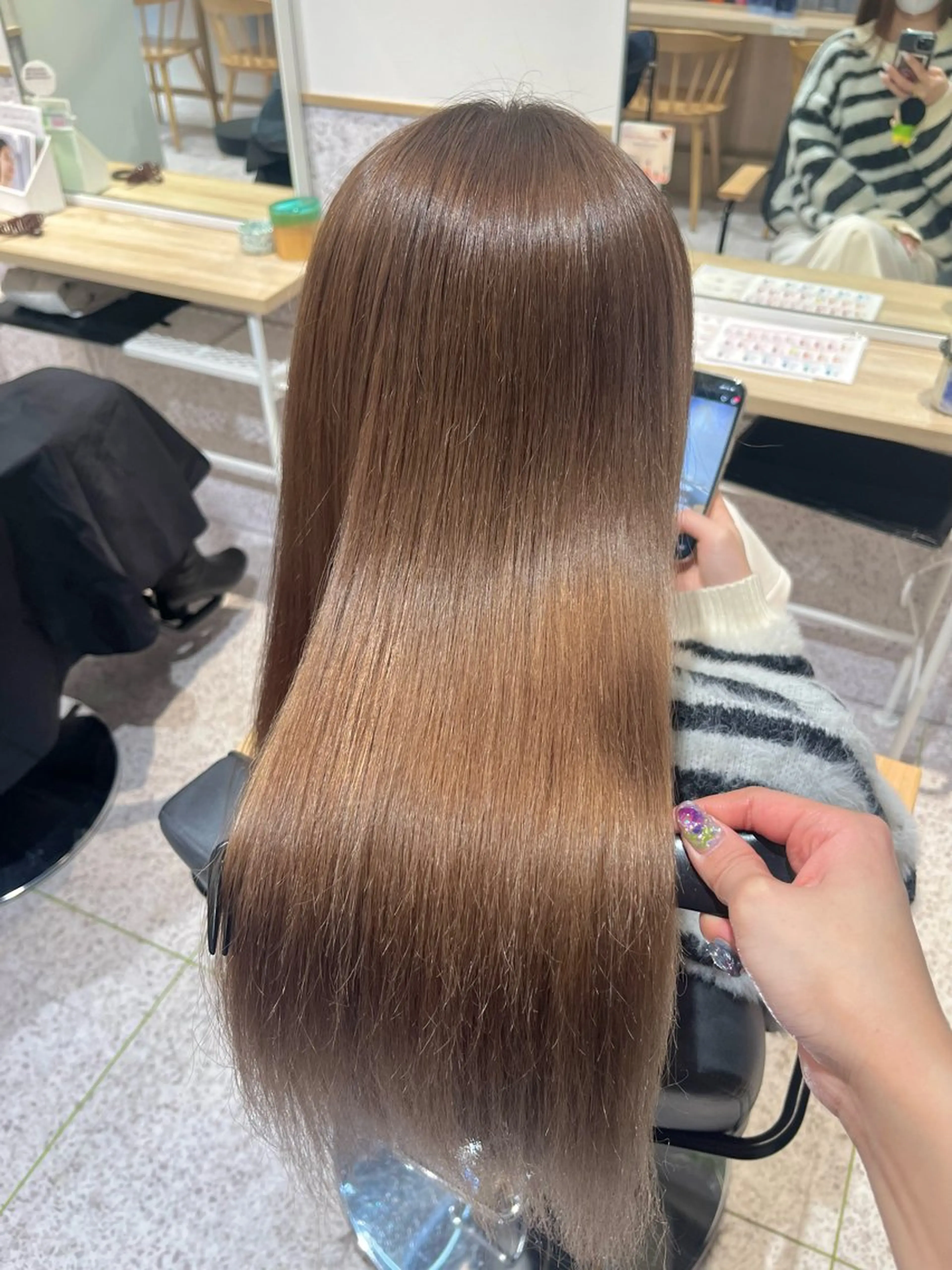 ロング カラー ダブルカラー イヤリングカラー ハイライトカラー ハイトーンカラー インナーカラー ヘアカラー トリートメント 髪質改善&艶カラー/ ほんだあみ (♡)のヘアスタイル