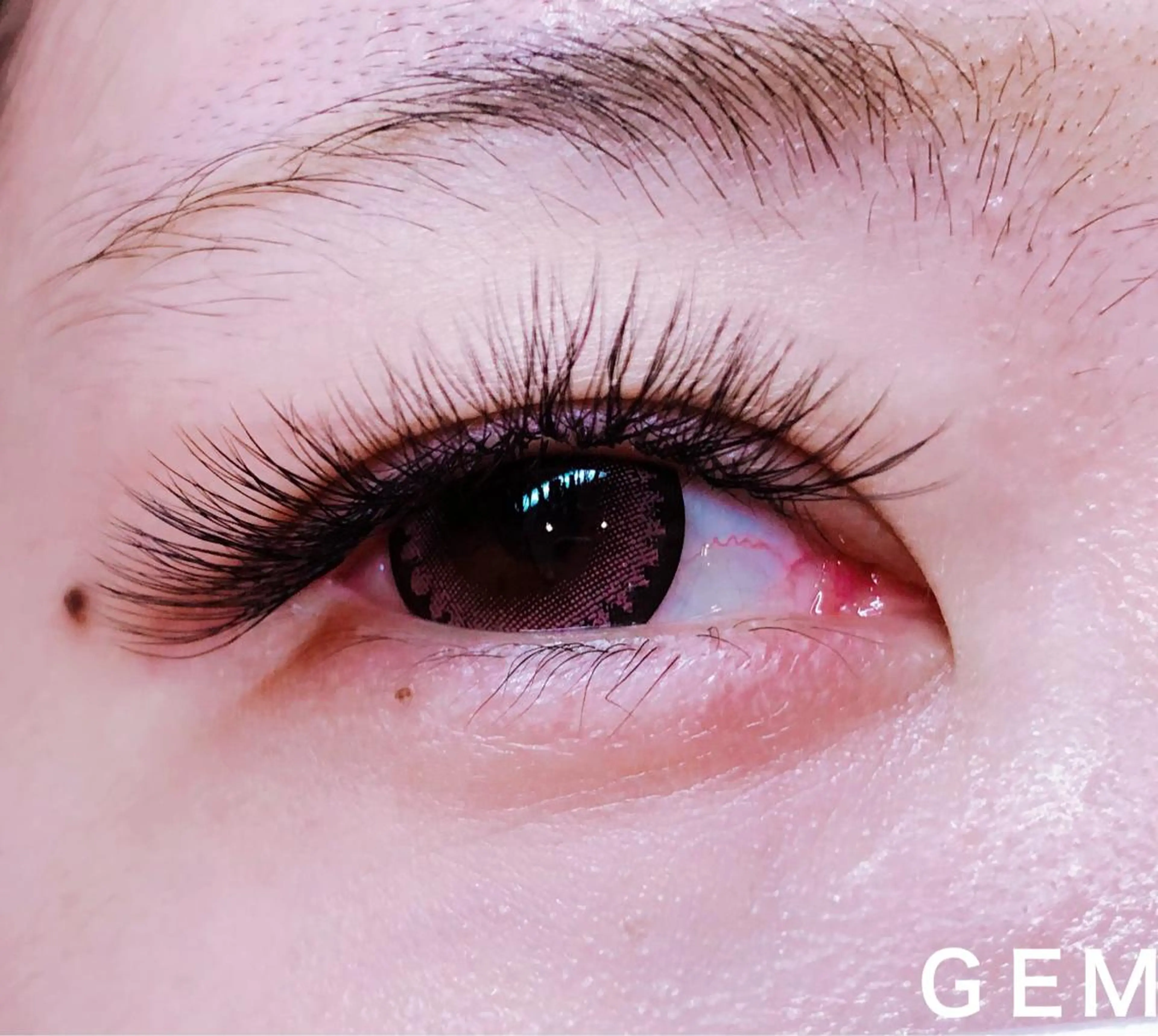 マツエク・マツパ ボリュームラッシュ マツエク GEM  the beautyのマツエク・マツパデザイン