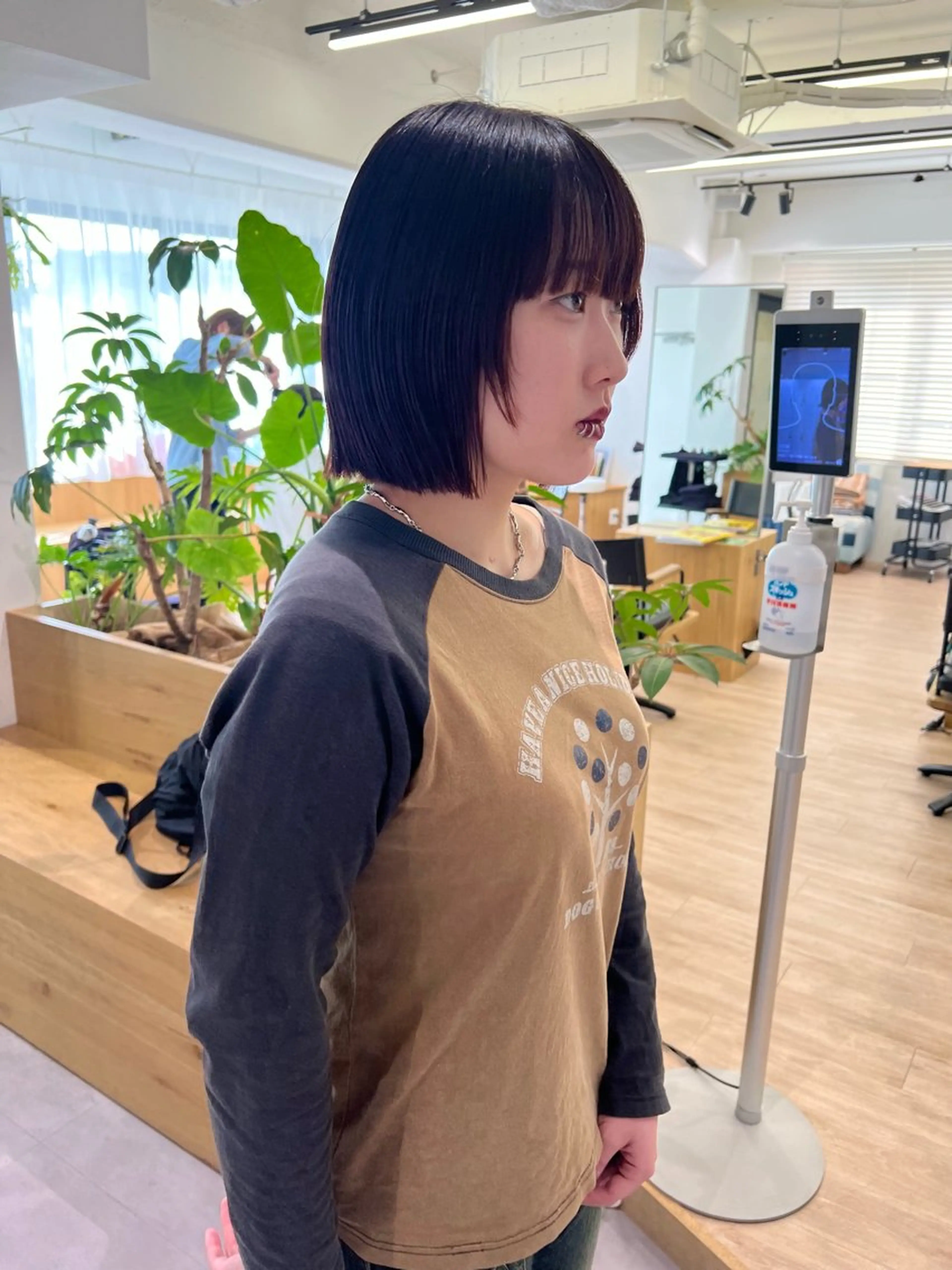 ミディアム カラー カット ヘアカラー トリートメント 田中 愛梨のヘアスタイル