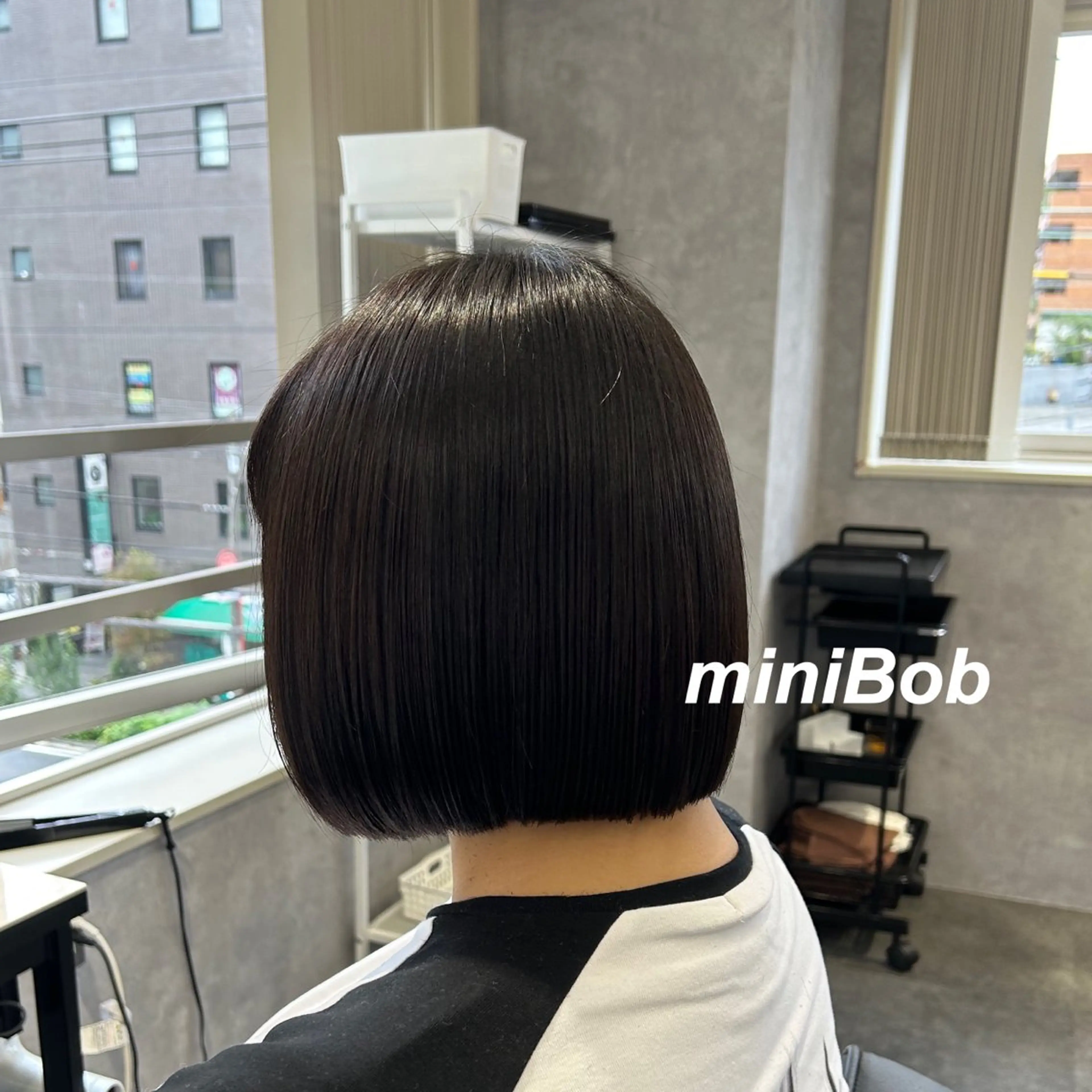 ミディアム ボブ カット プルエクステ/インナ ーカラー🦊はるなのヘアスタイル