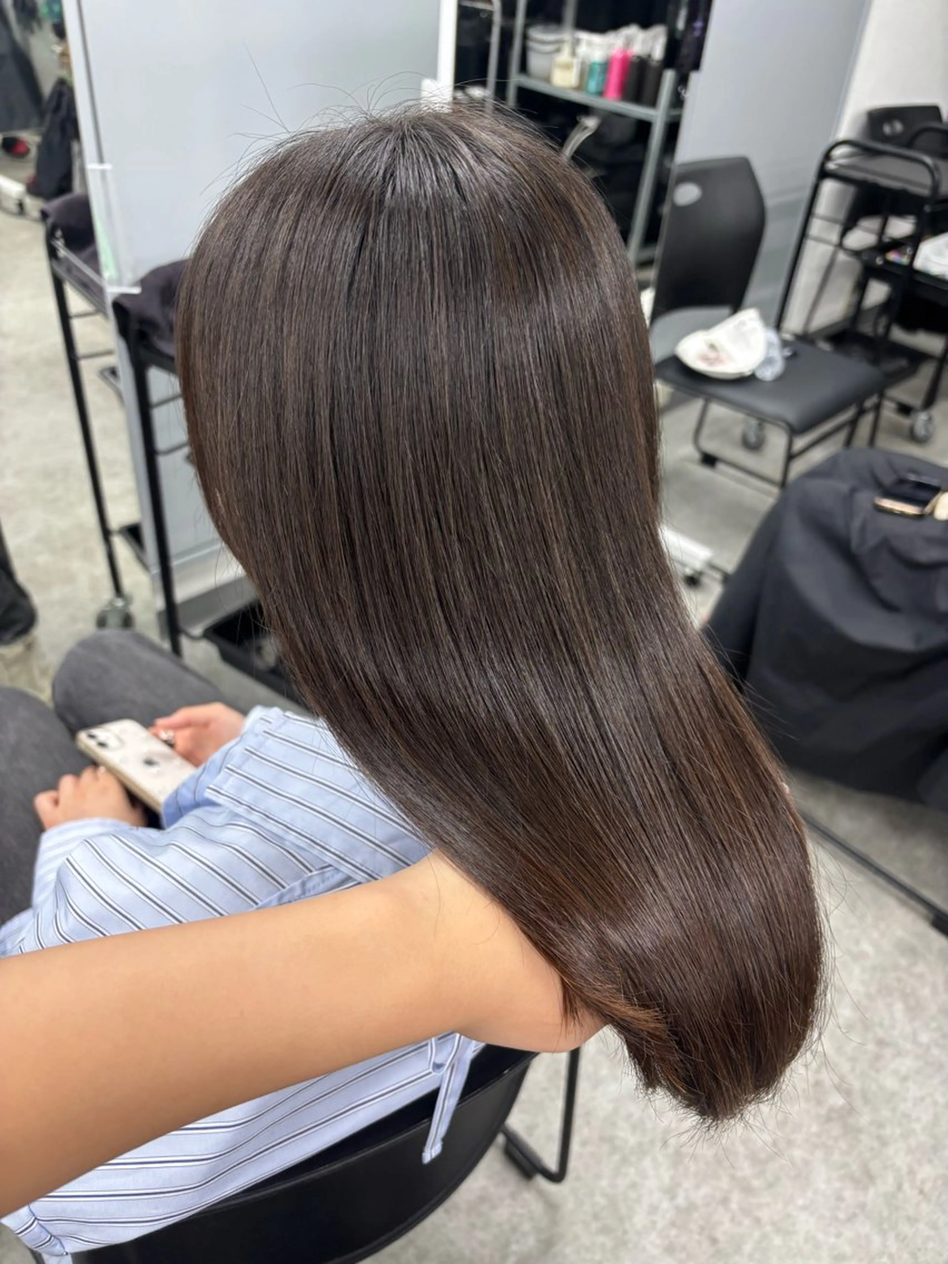 ロング カラー ヘアカラー トリートメント 韓国トレンドヘア🤍 Chima🤍のヘアスタイル