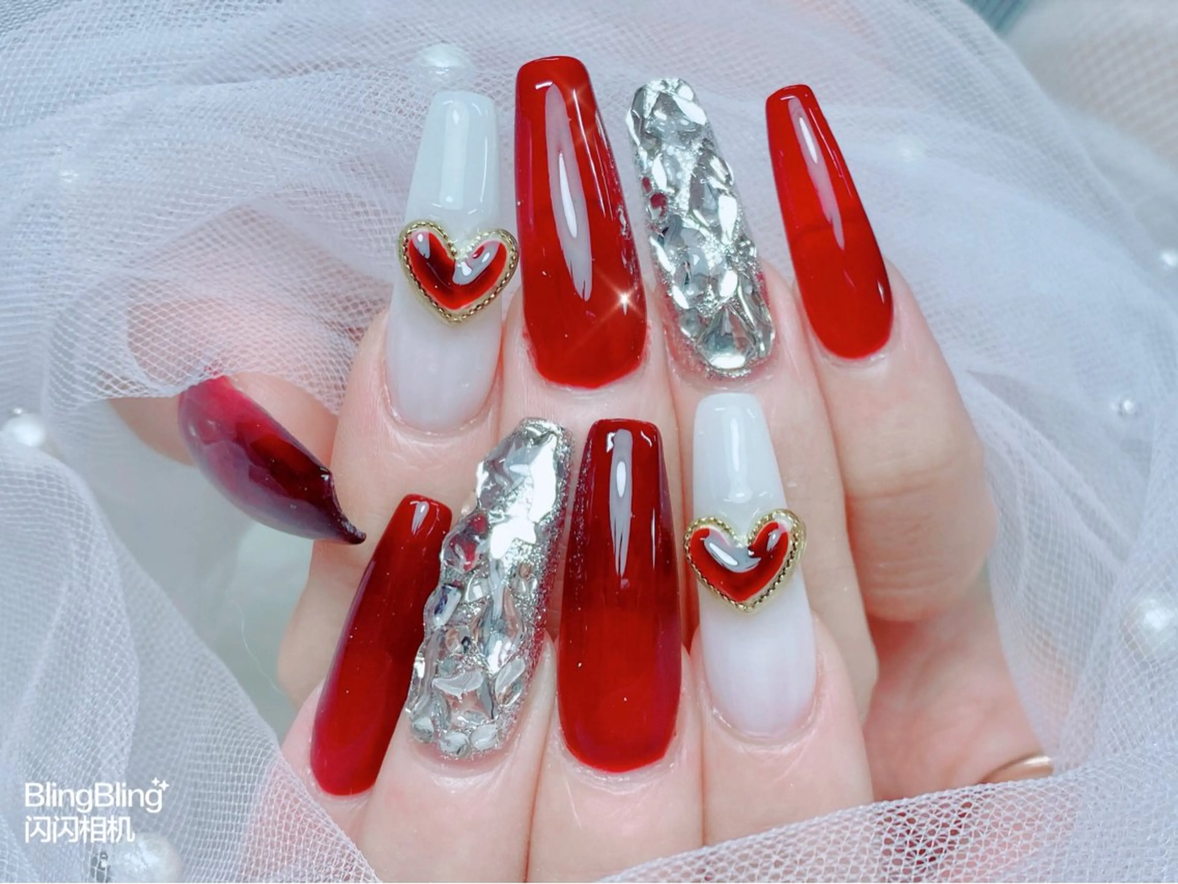 ネイル オーロラネイル チークネイル 長さ出し フットネイル フレンチネイル NaNa nailのネイルデザイン