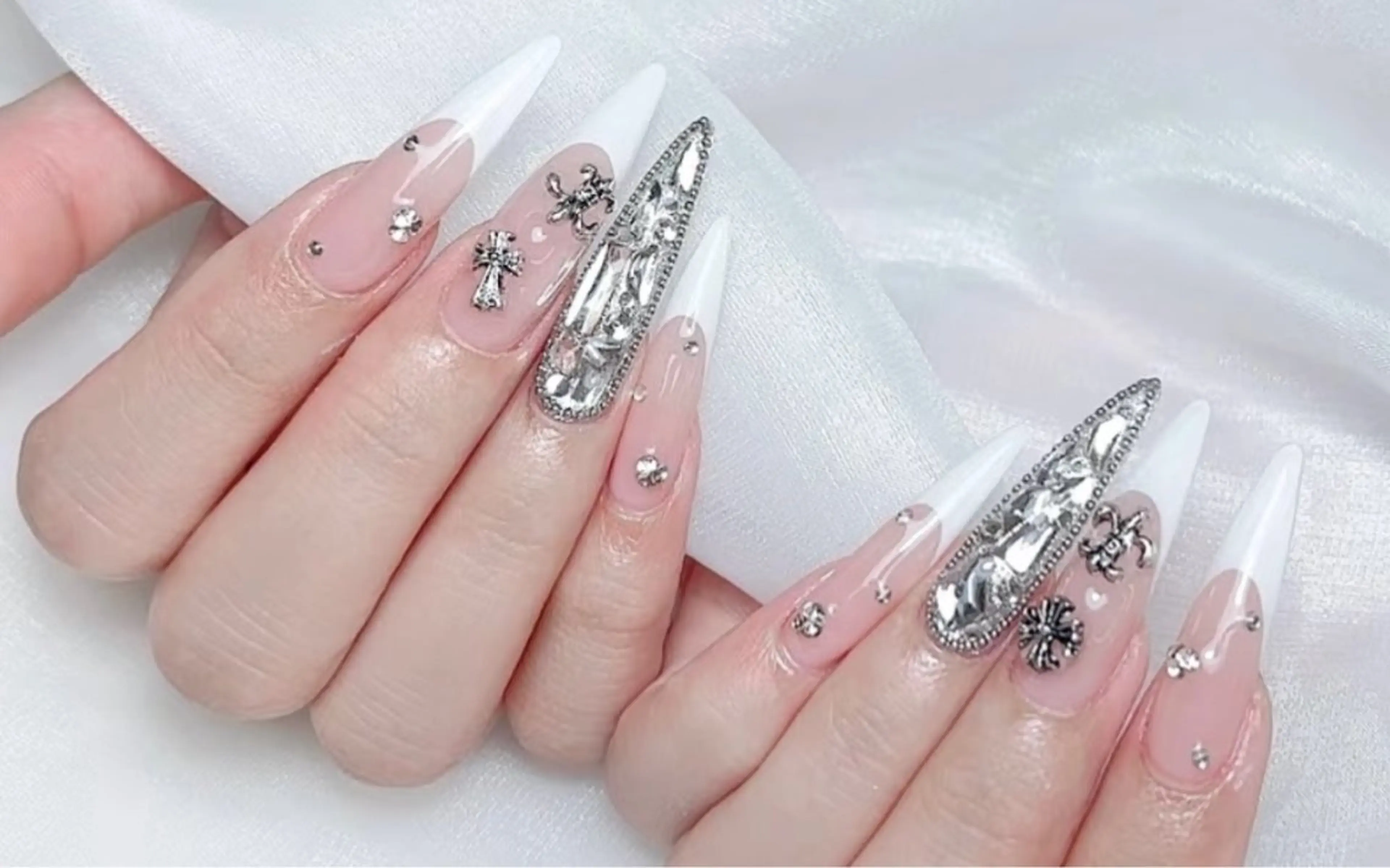 ネイル ハンドネイル D-BEAUTY Nailsalonのネイルデザイン