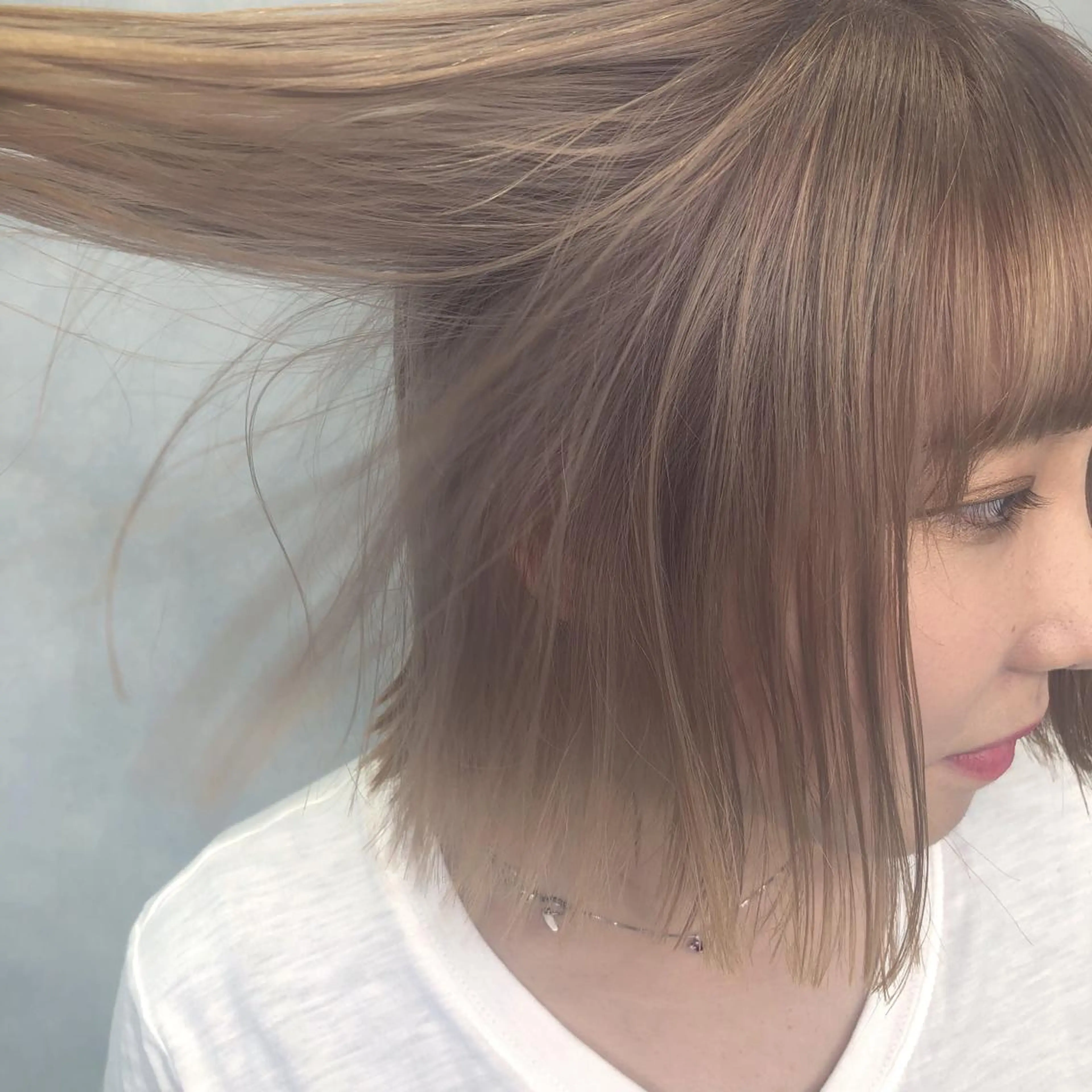 ミディアム カラー 透明感カラー ハイトーンカラー ORIKA 美容室のヘアスタイル