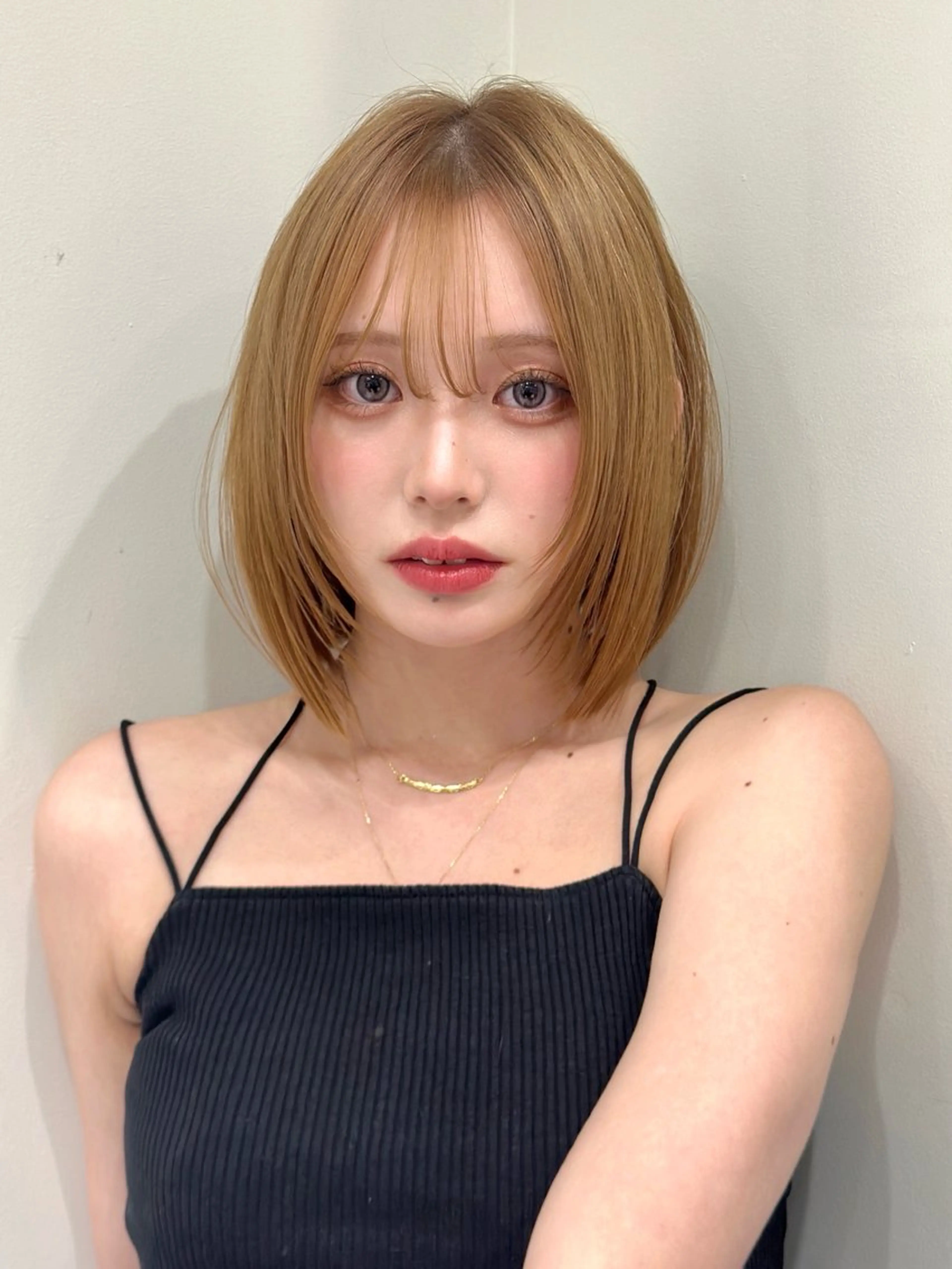 ショート カラー ベージュカラー ブリーチ 透明感カラー ブリーチなしカラー ボブ 透明感ベージュ/ボブ /表参道 yunaのヘアスタイル