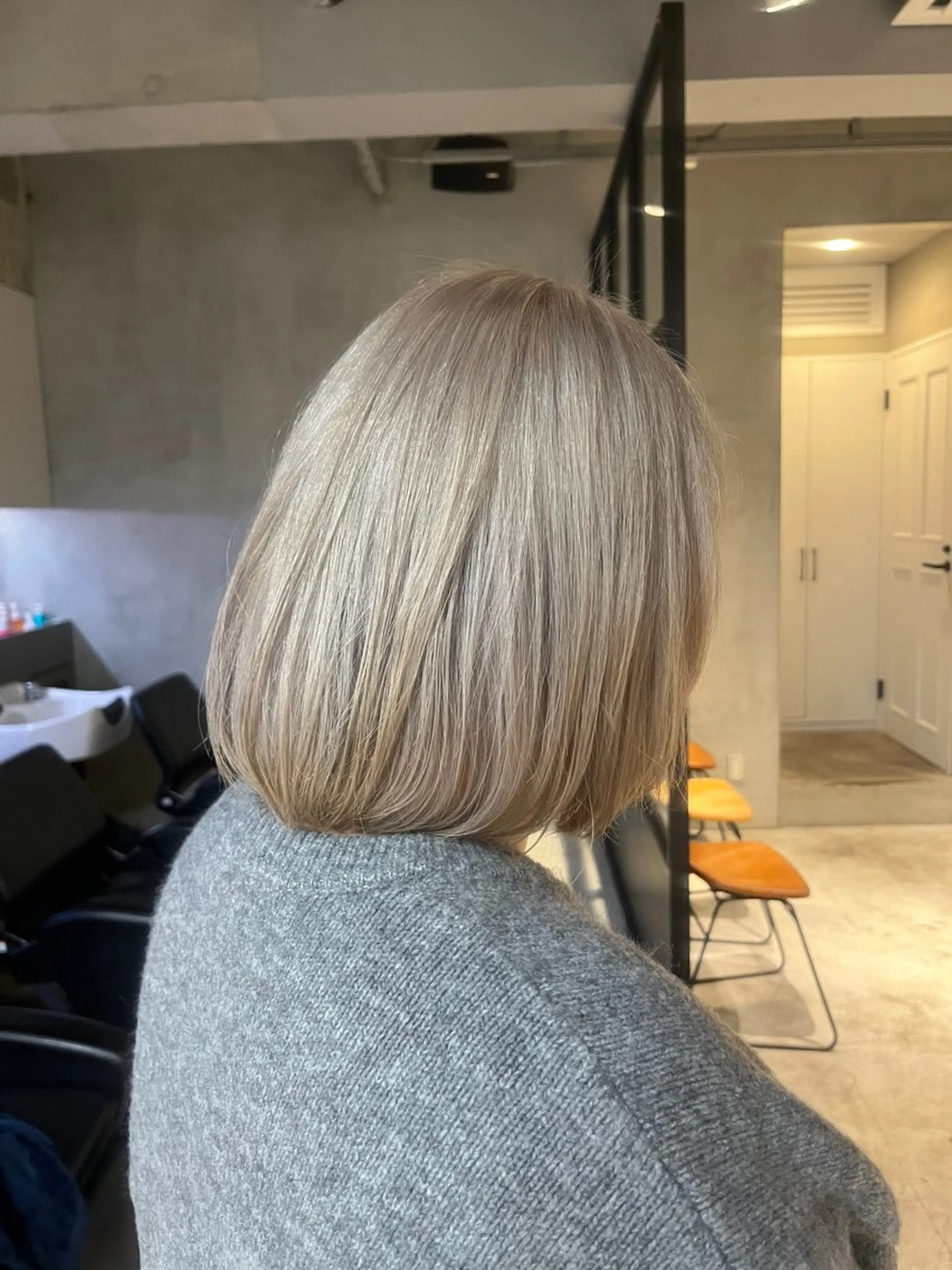 ショート カラー ブリーチ ヘアカラー elima 調布所属・ちせ/ 透明感カラー /調布˚ 🦢₊✧のヘアスタイル