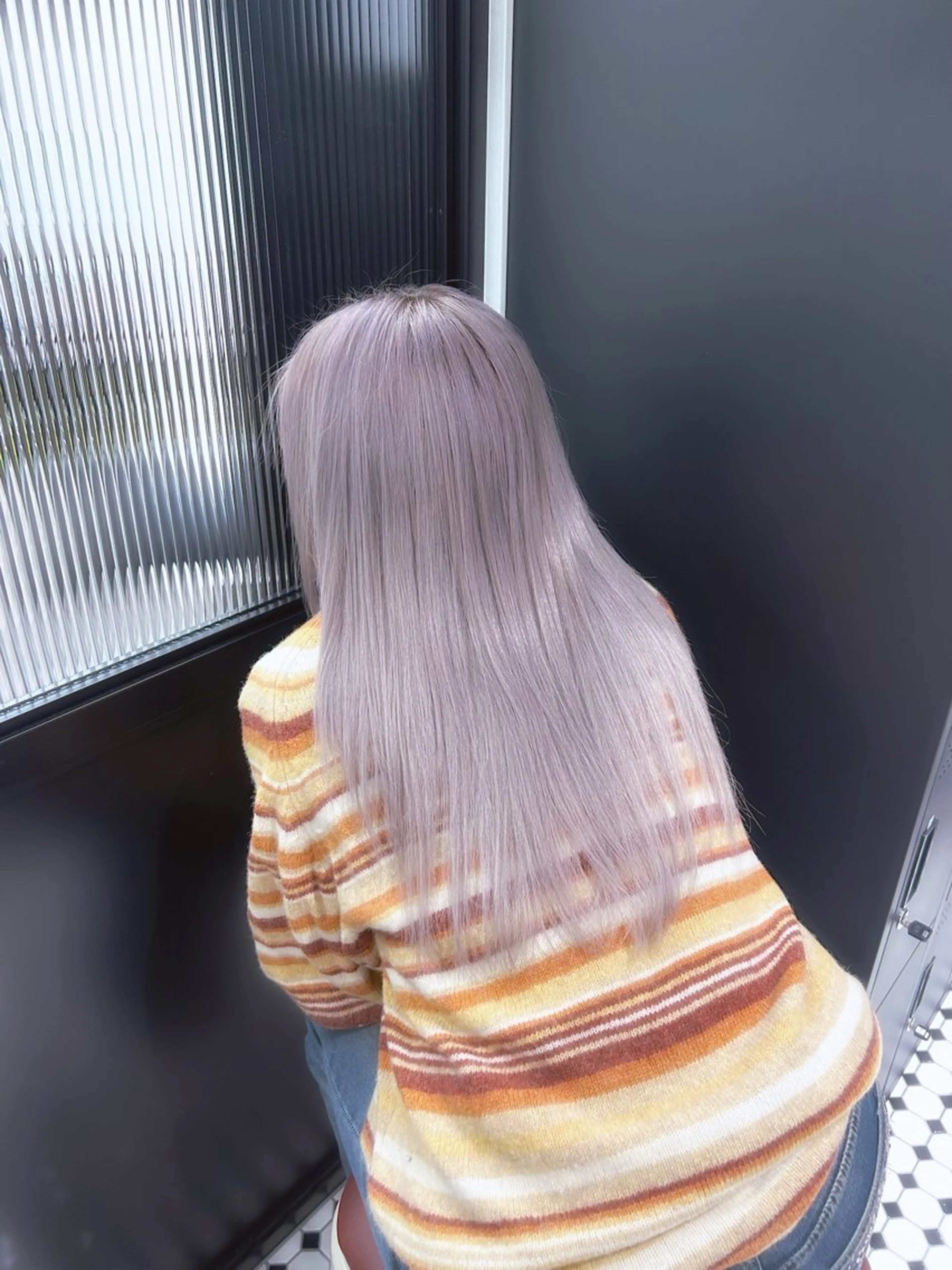 ロング カラー ヘアカラー 韓国ヘア暗髪 ダブルカラーメンズ可のヘアスタイル