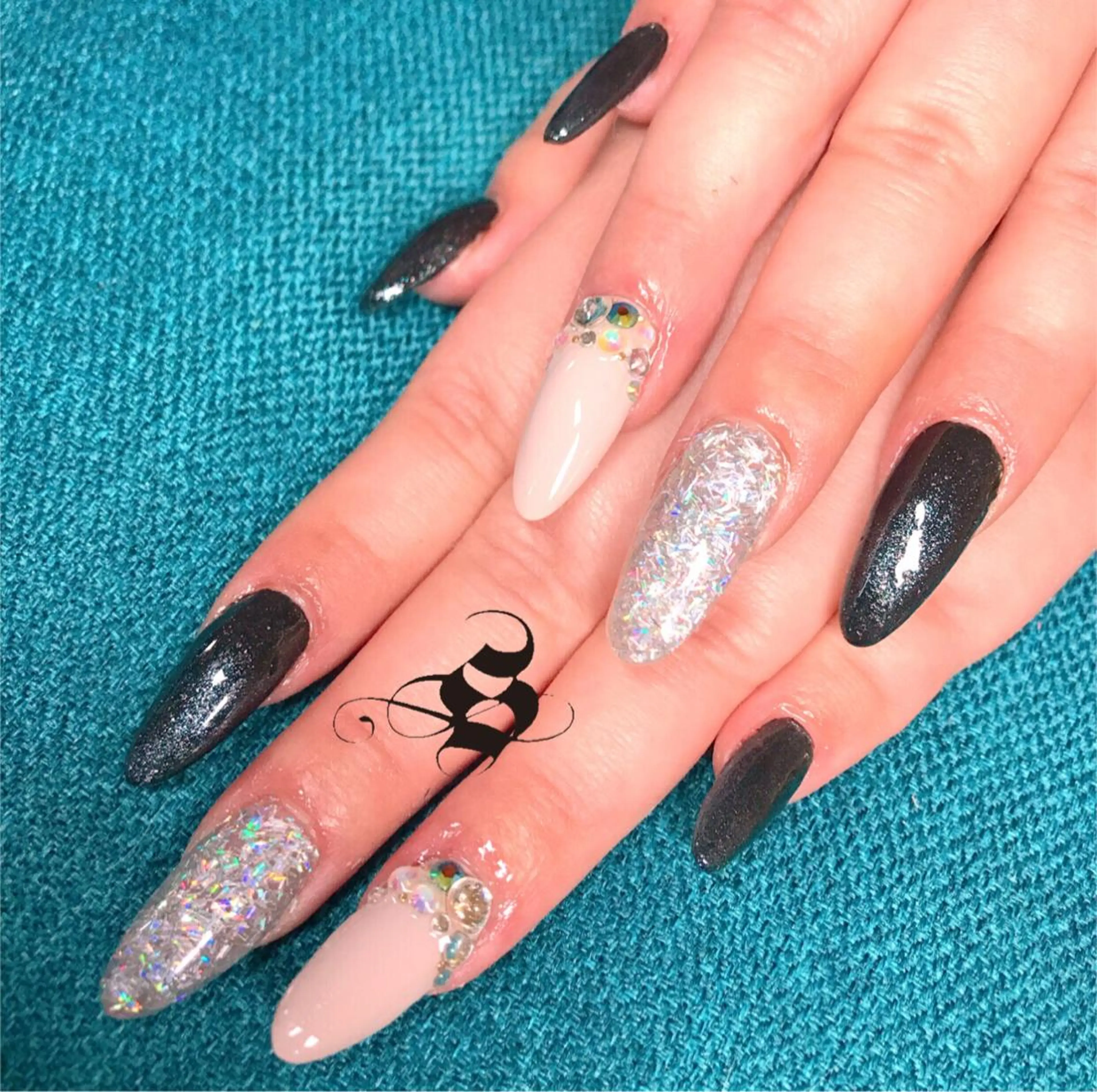 ネイル 長さ出し メンズネイル 持ち込み スカルプネイル ネイルチップ S&S 村田小百合のネイルデザイン