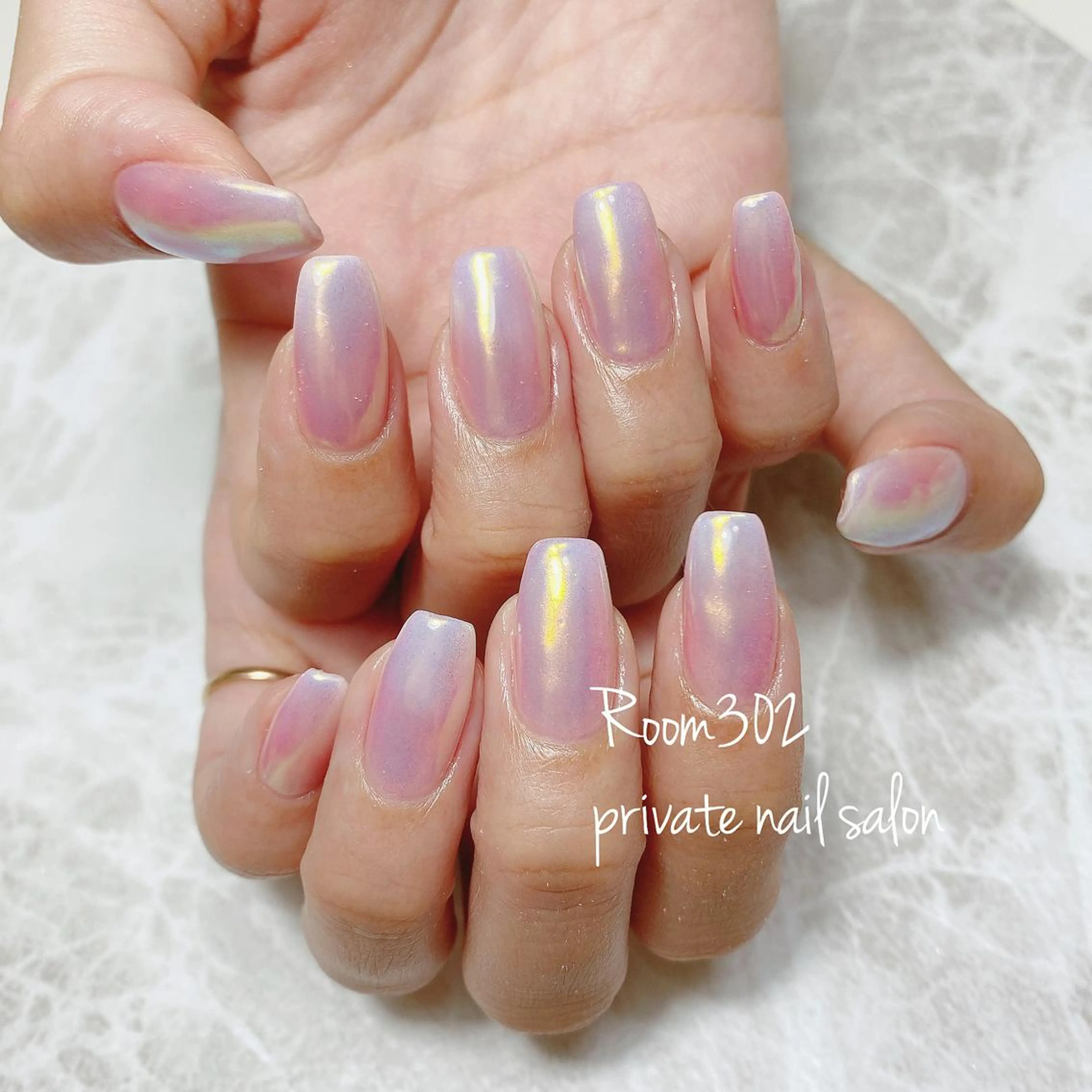 ネイル ミラーネイル Room 302のネイルデザイン