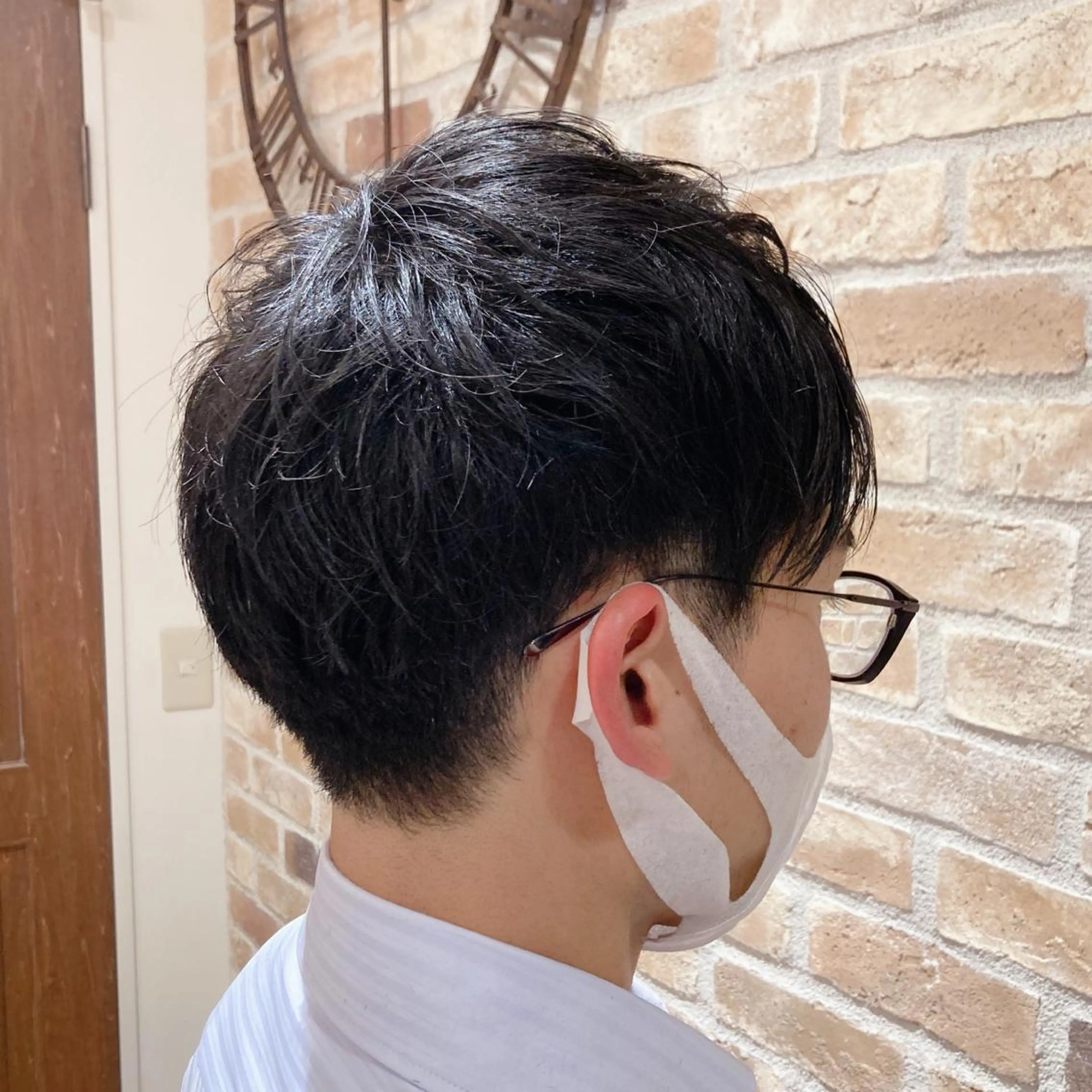 ショート メンズ マッシュ 刈り上げ miku☁️レイヤー まろやかカラー 名駅のヘアスタイル