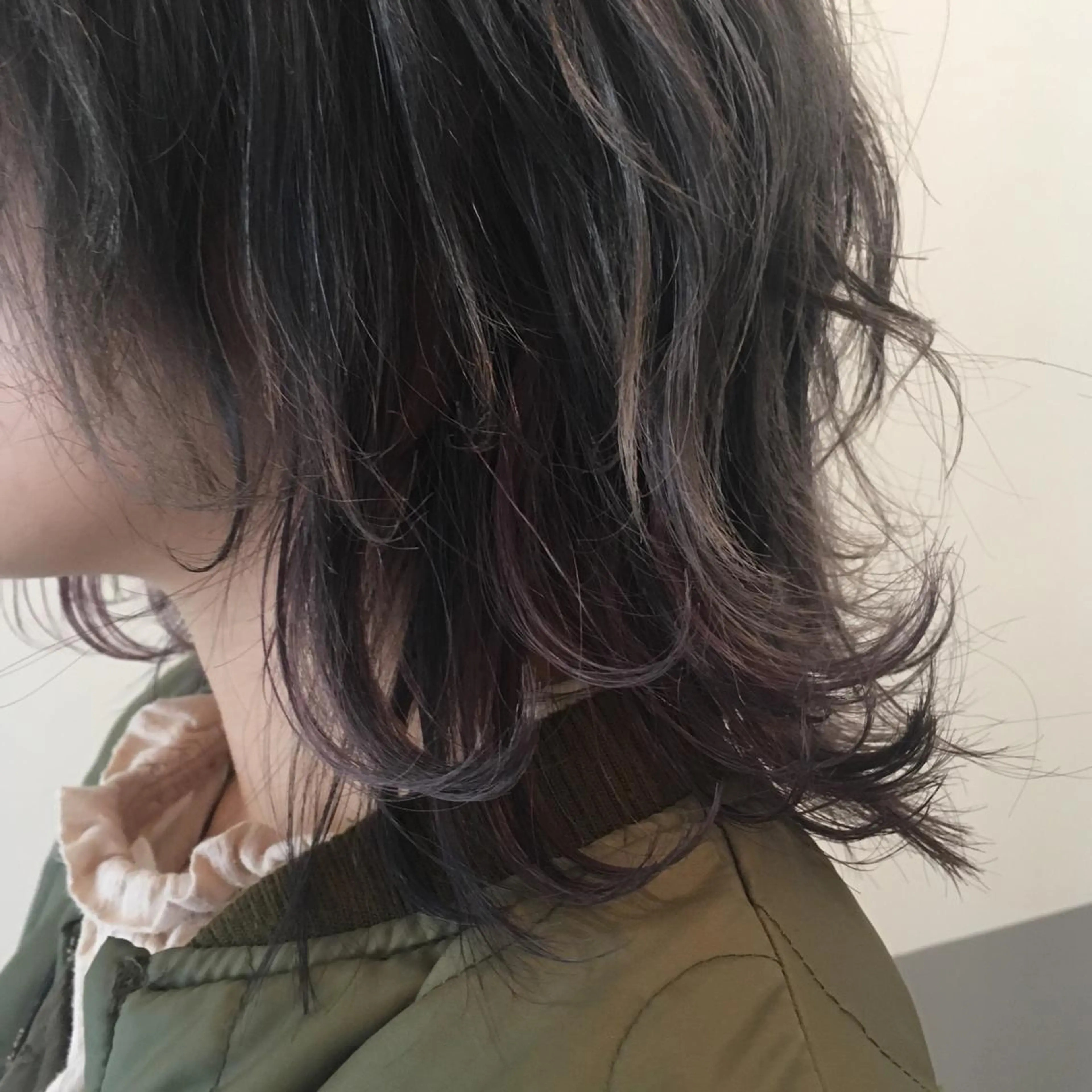 ミディアム カラー カット ヘアカラー トリートメント RINA🧤 デザインとボブのヘアスタイル